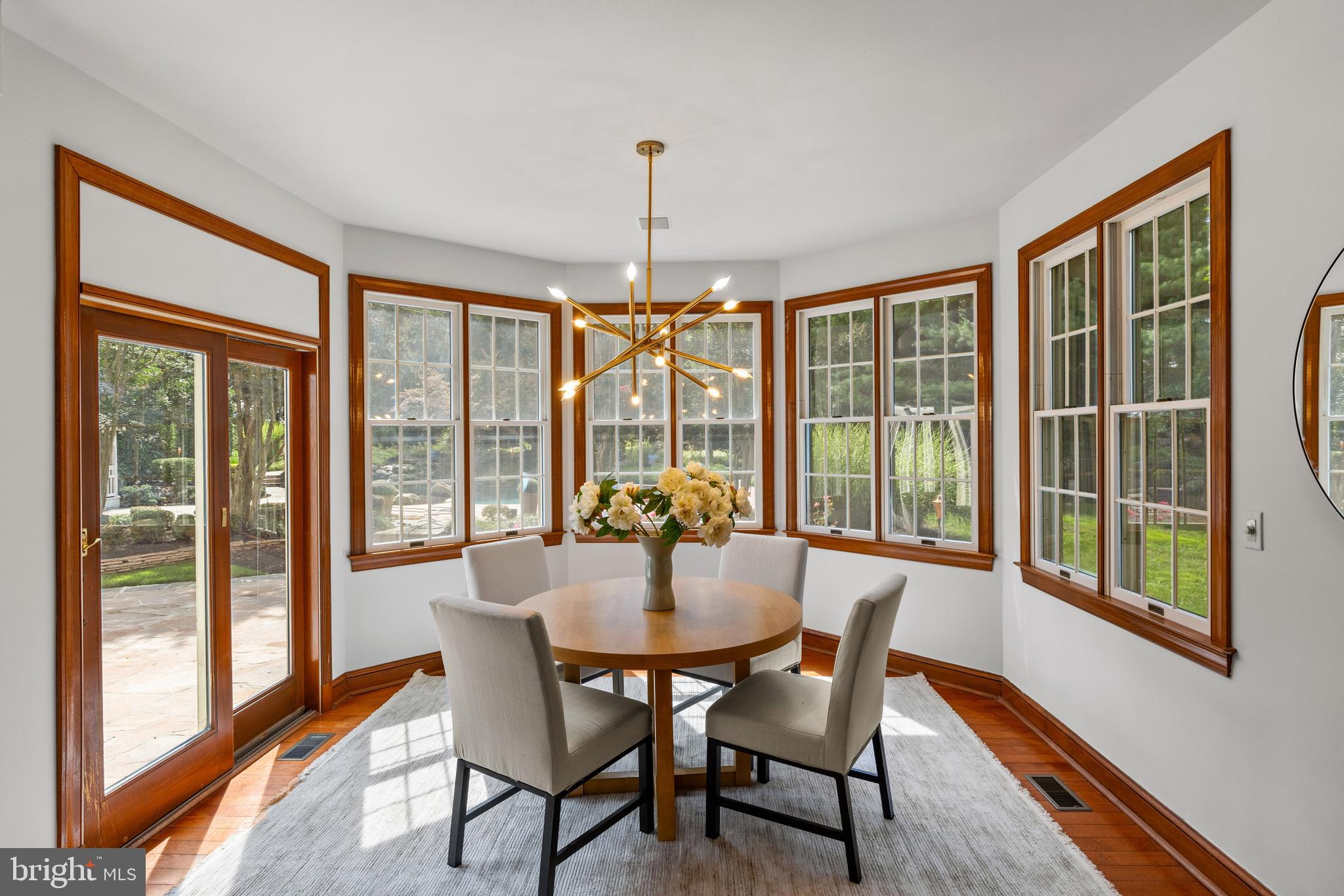 FOX VALLEY - Residential