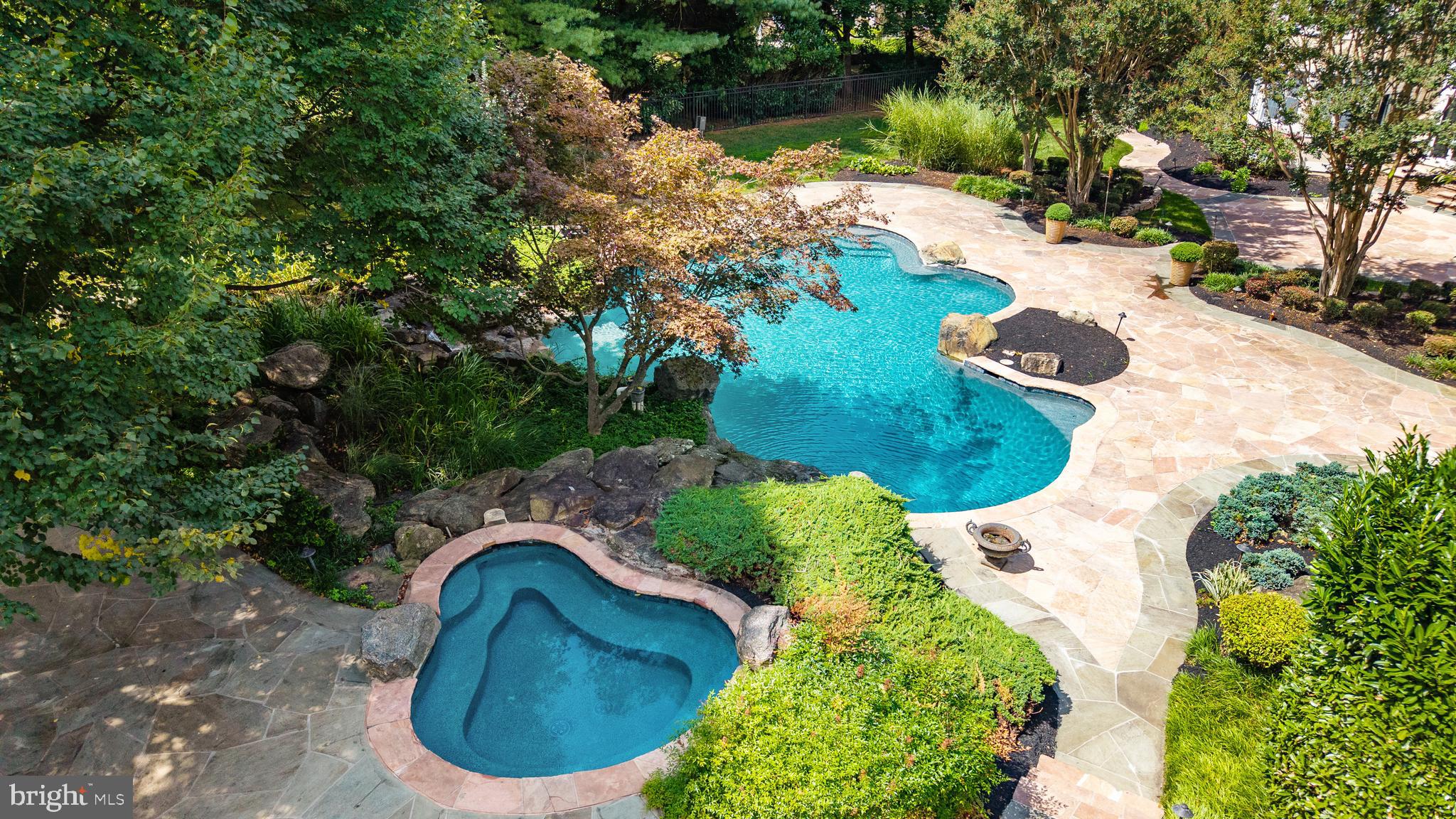 FOX VALLEY - Residential