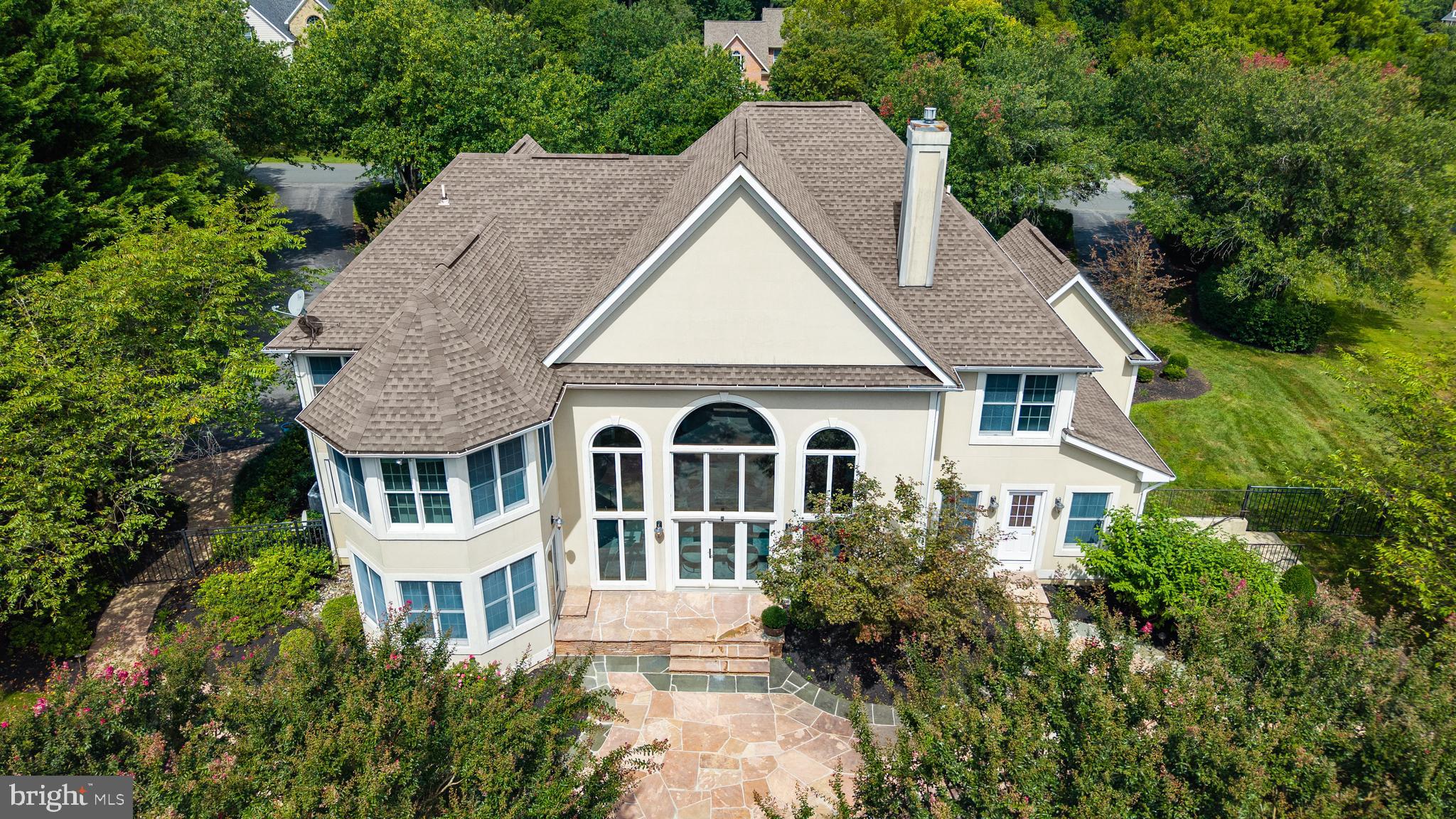 FOX VALLEY - Residential