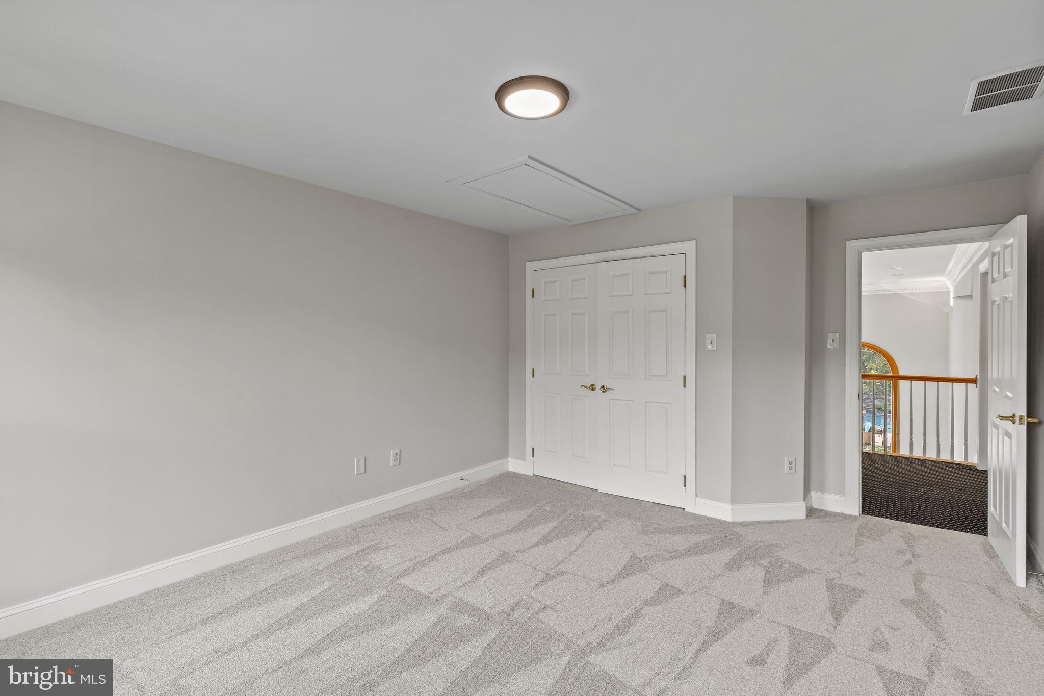 FOX VALLEY - Residential