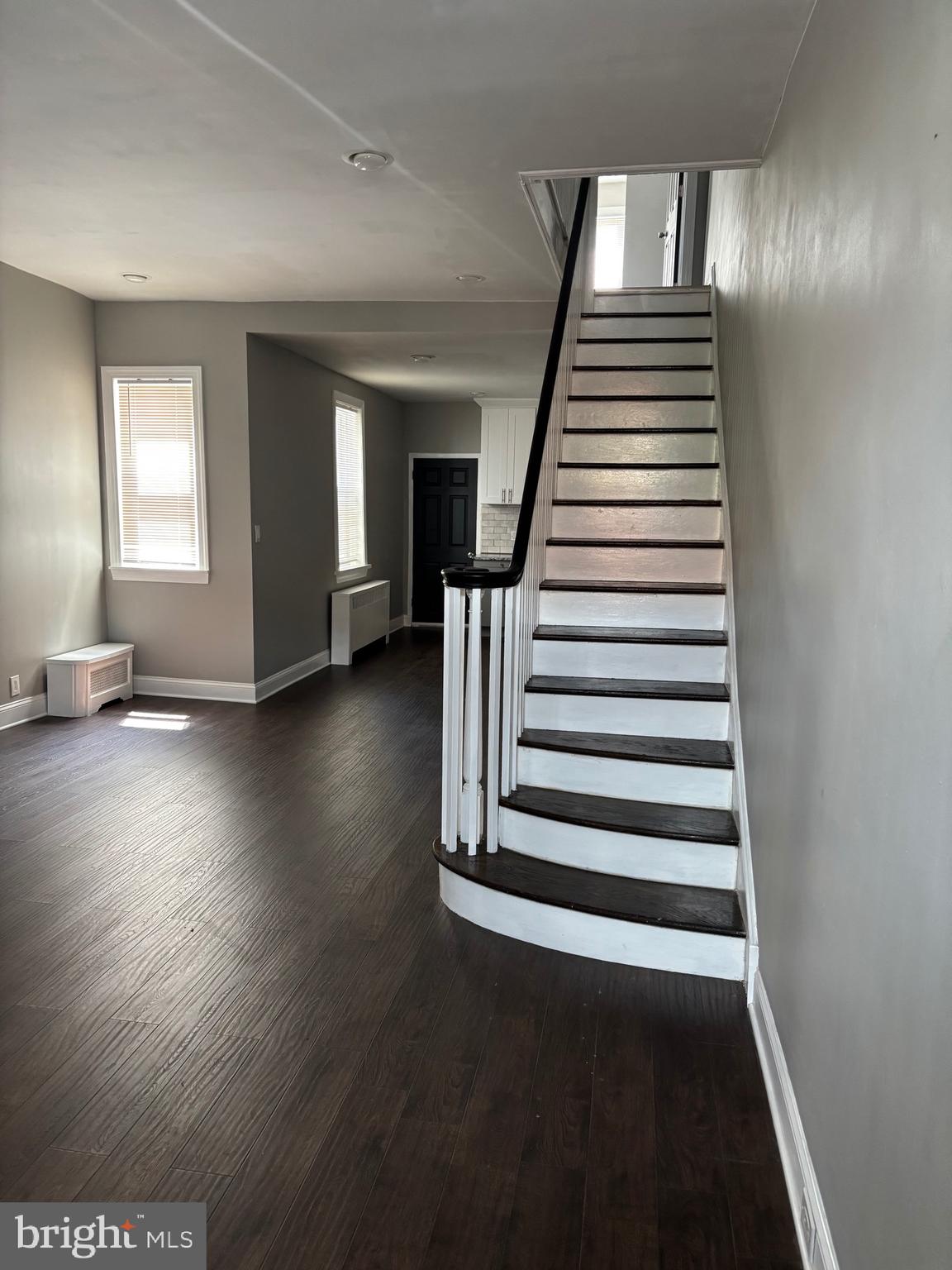 3167 E THOMPSON STREET