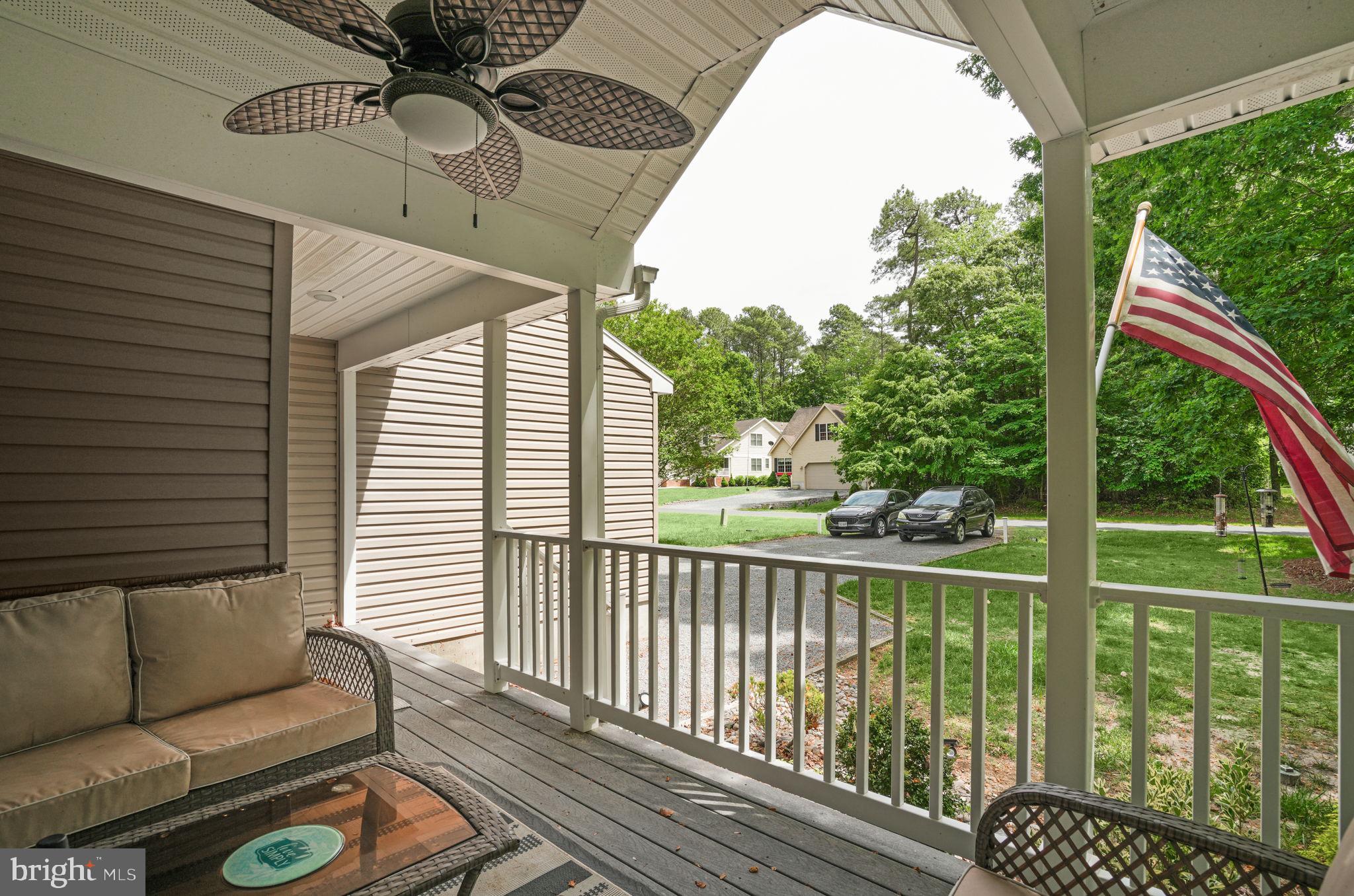 CAPTAIN'S COVE - Residential