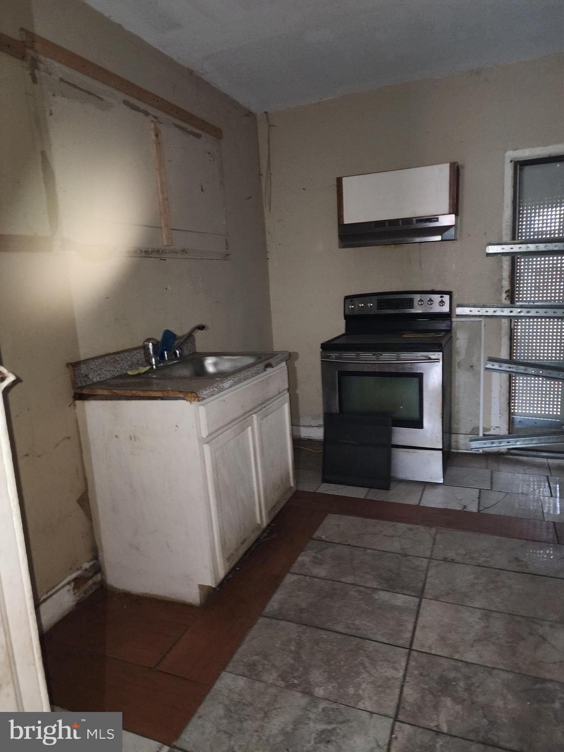 PHILADELPHIA (NORTH) - Residential