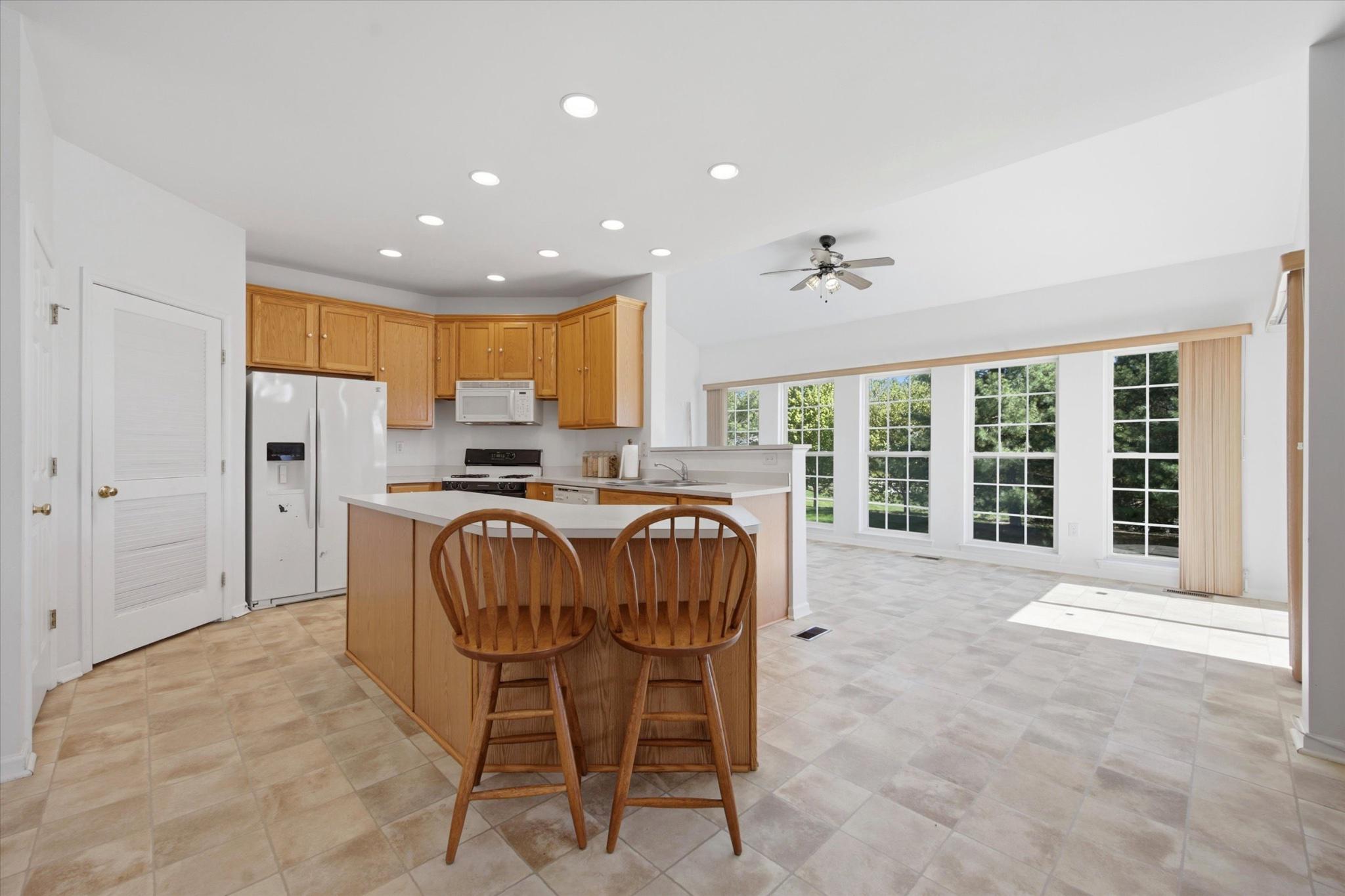 SUNNYBROOK - Residential