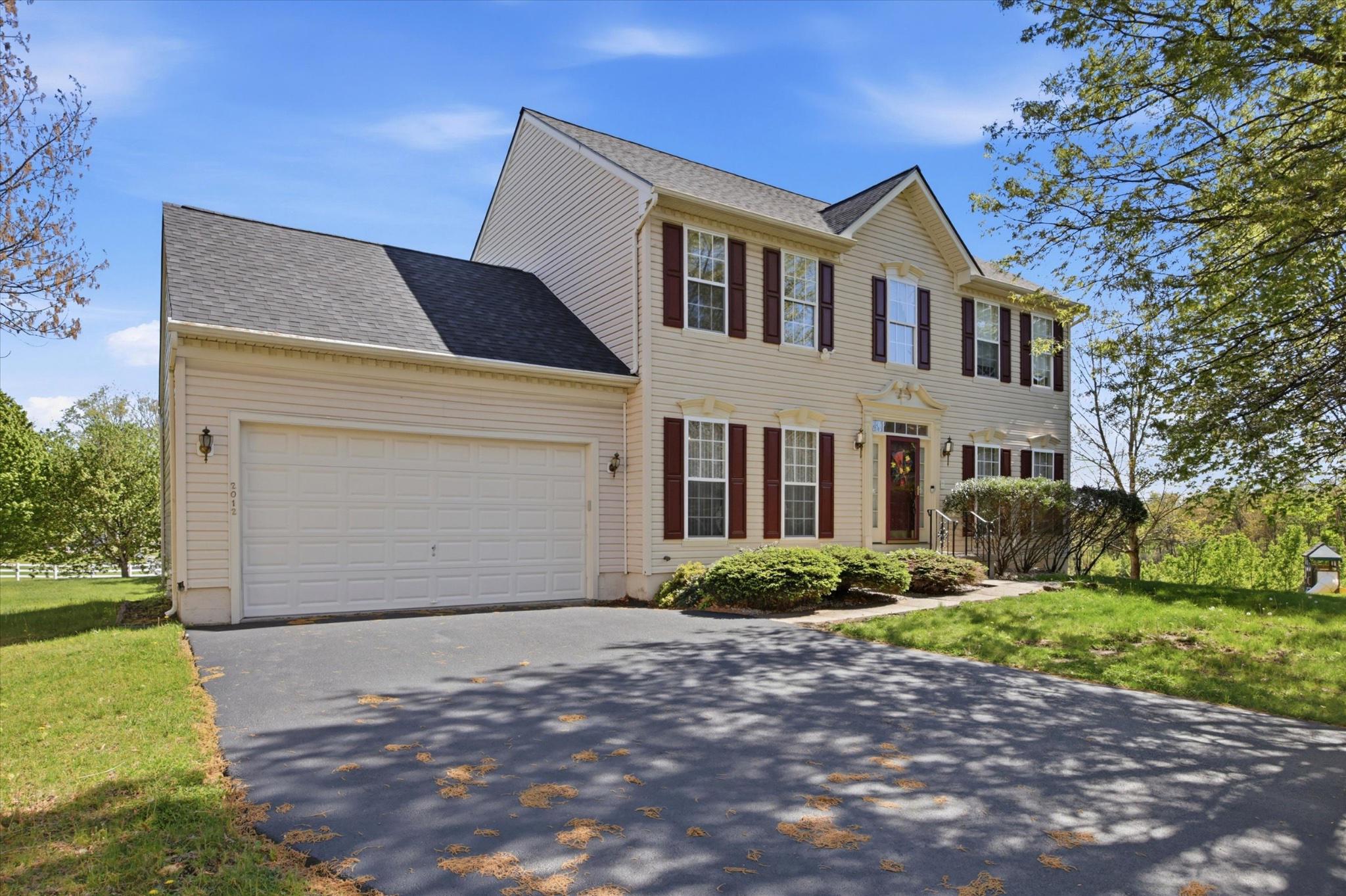 SUNNYBROOK - Residential