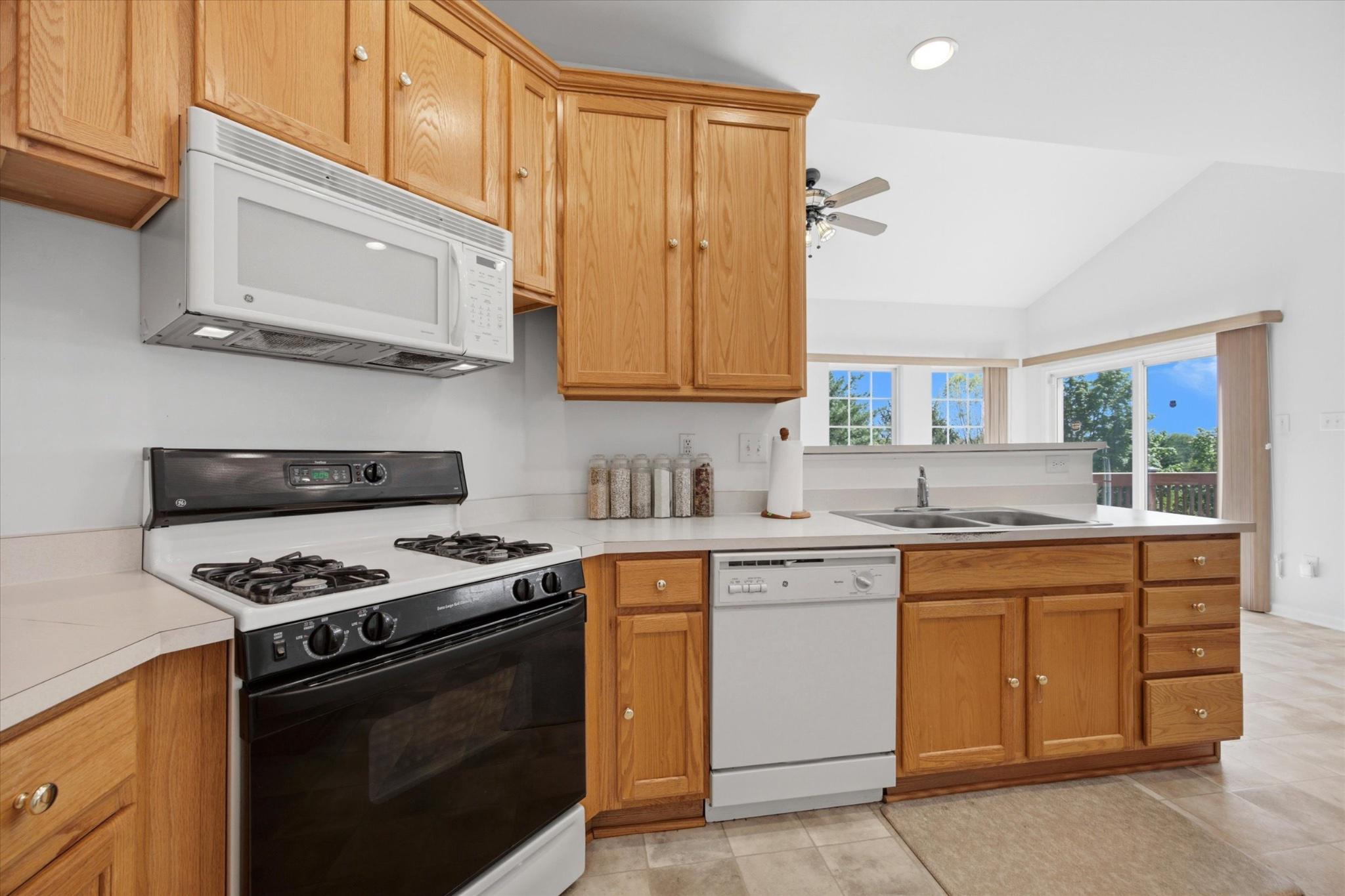 SUNNYBROOK - Residential