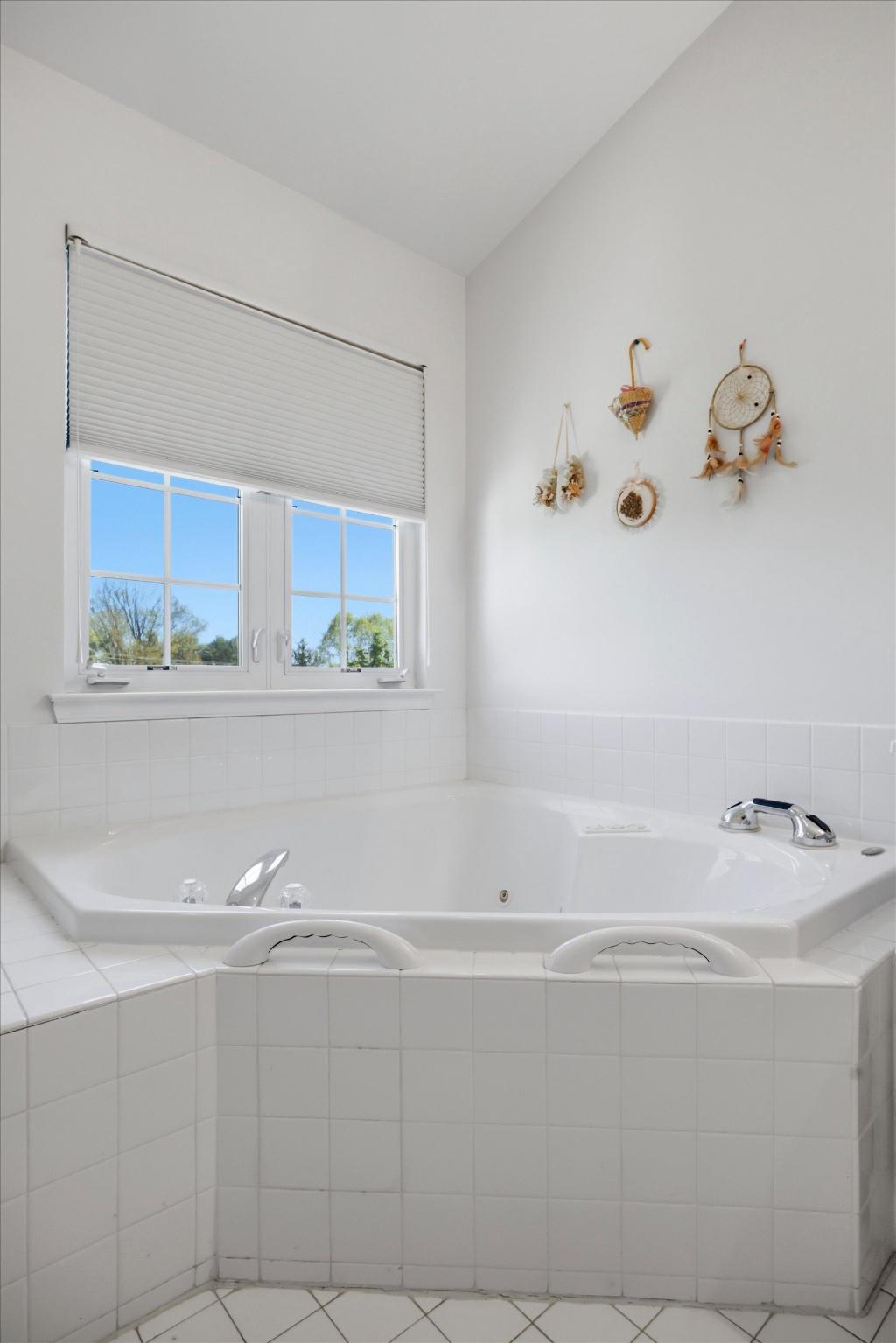 SUNNYBROOK - Residential