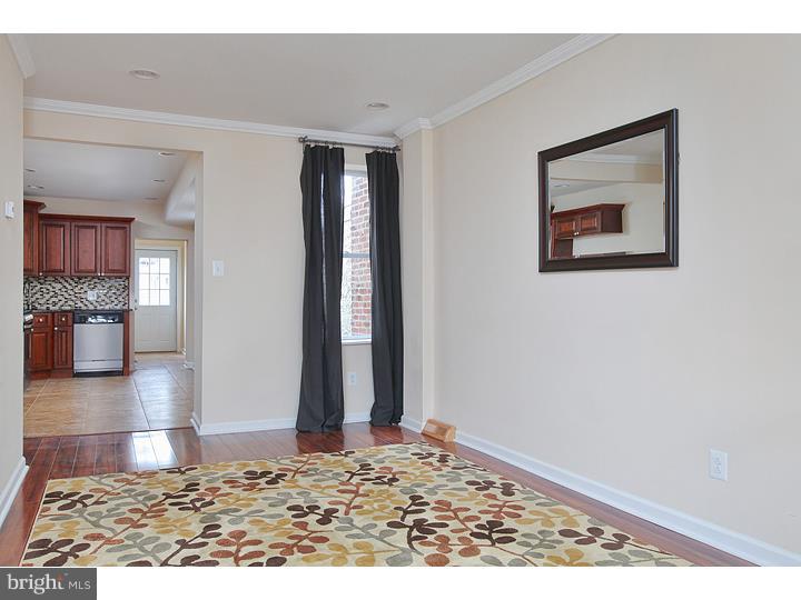 PORT RICHMOND - Residential