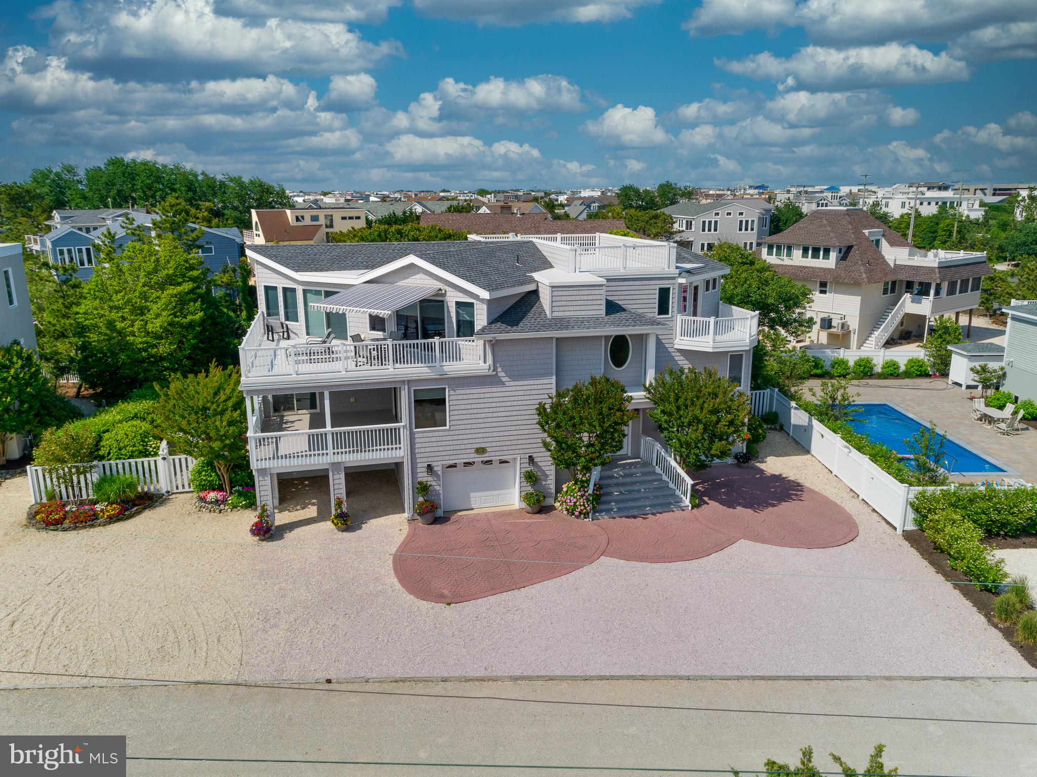 32-B LONG BEACH BLVD