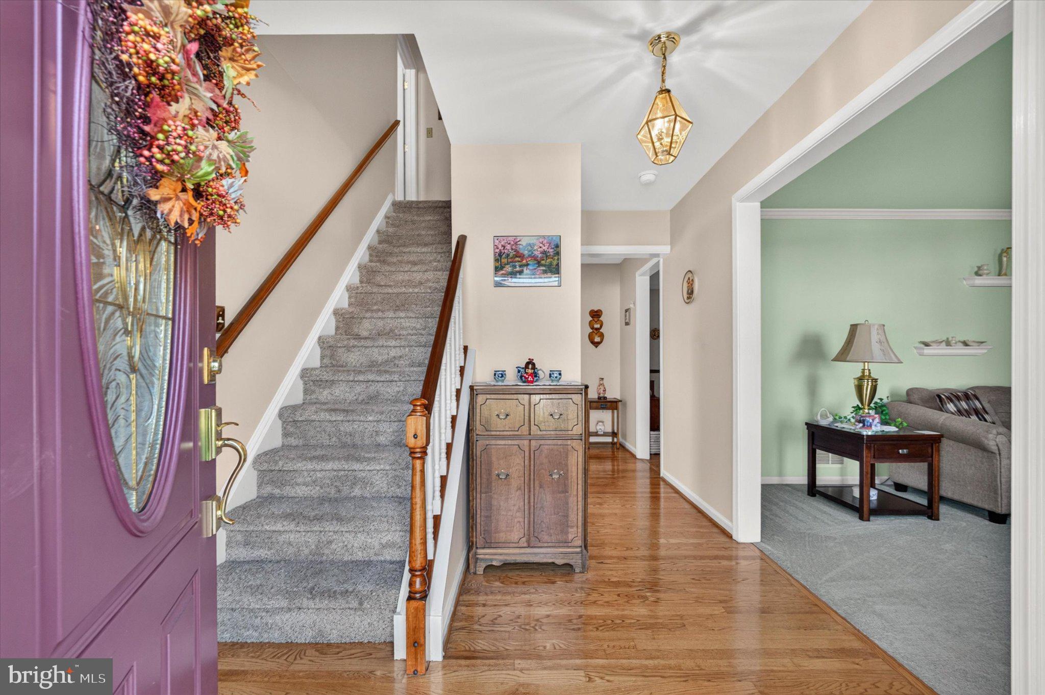 4 FERN COURT