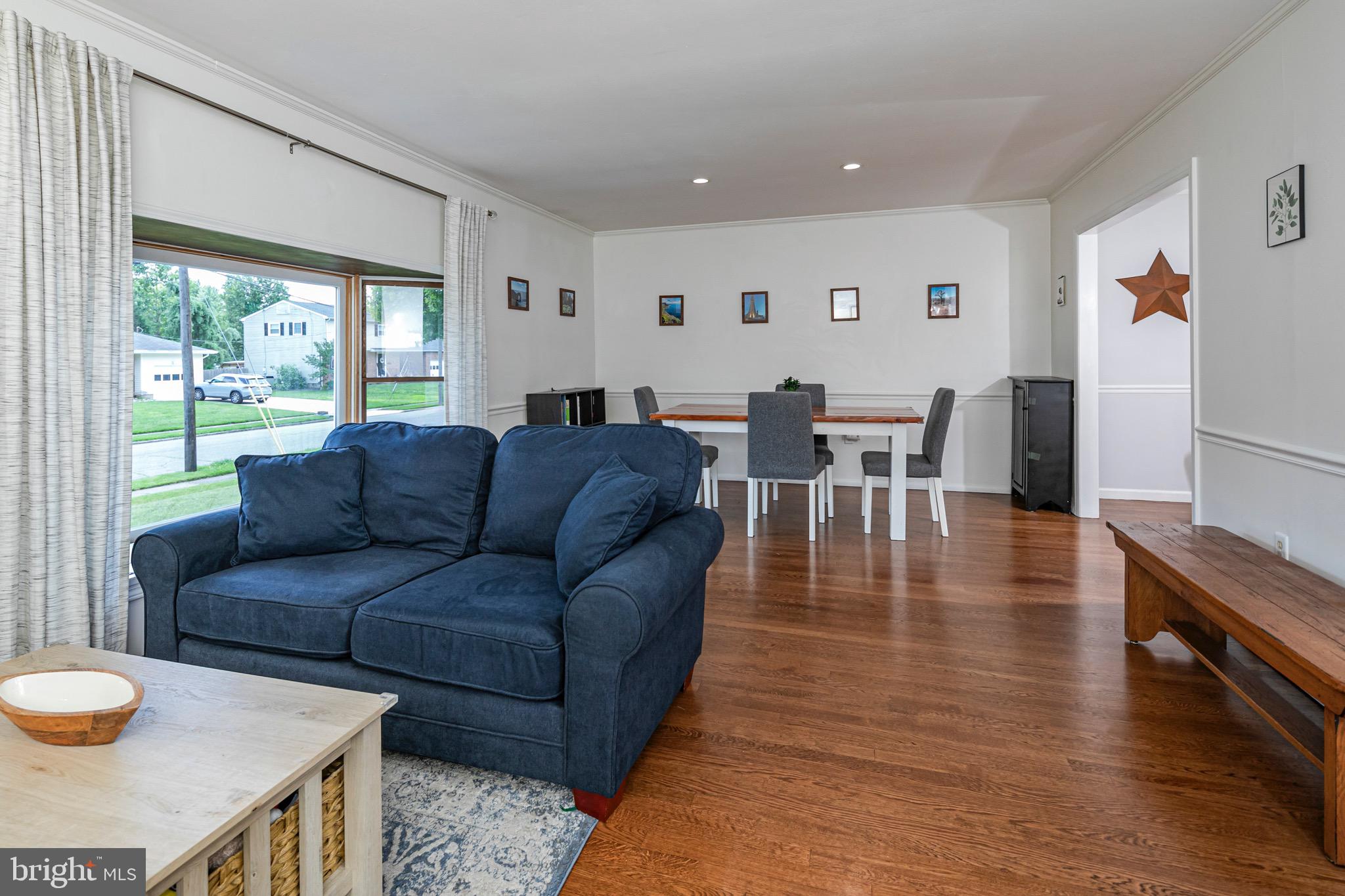 10 CAMELIA COURT