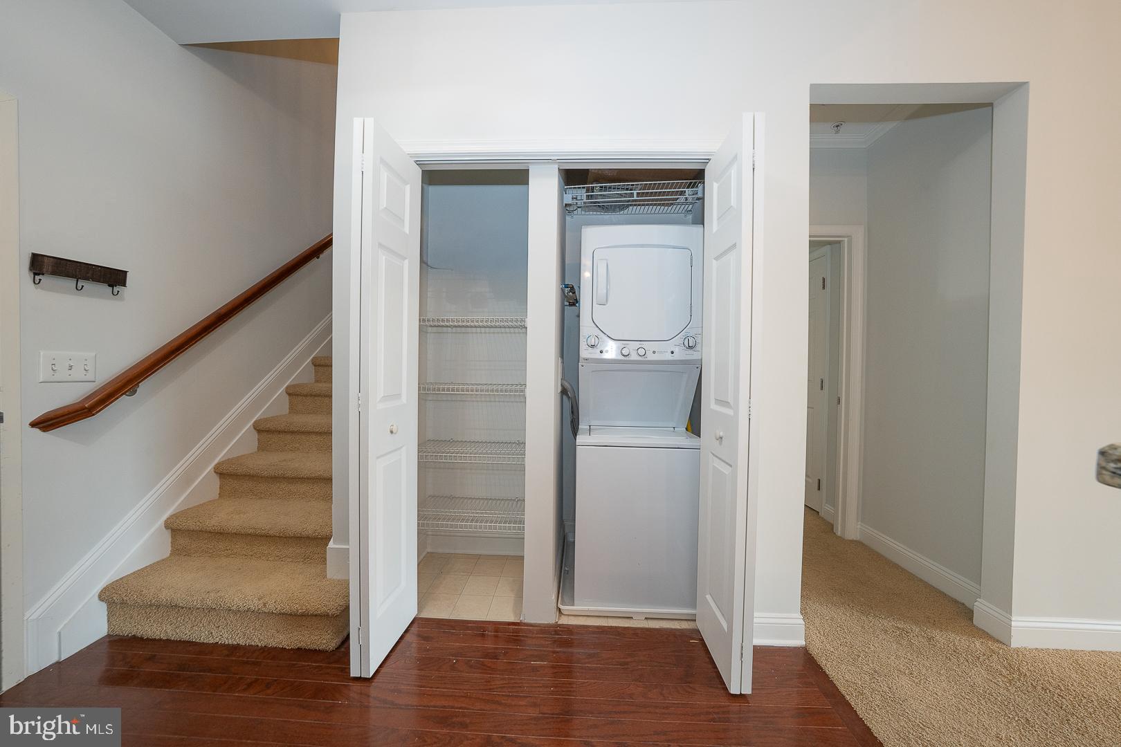 THE GRANDE AT RIVERVIEW - Residential Lease