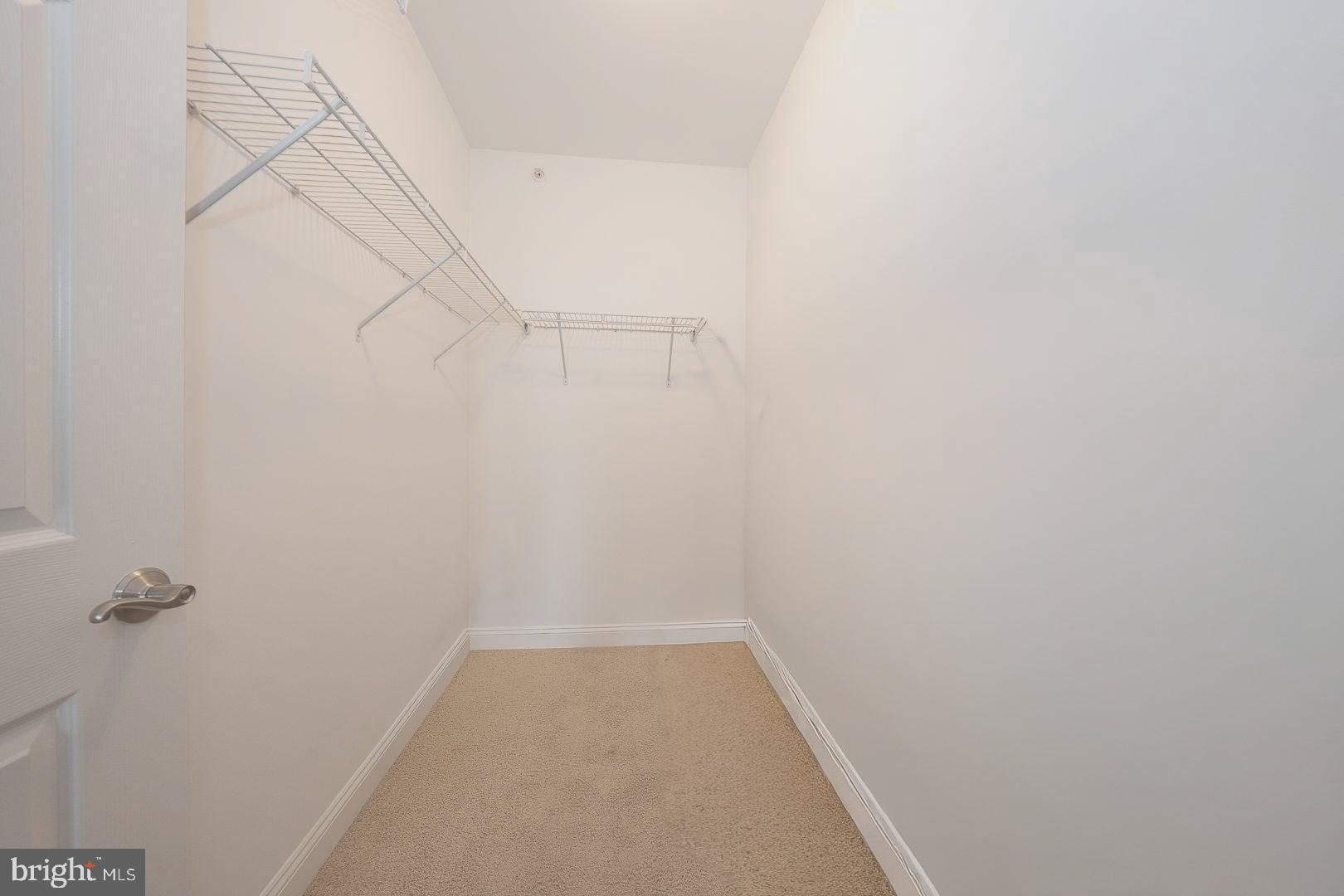 THE GRANDE AT RIVERVIEW - Residential Lease