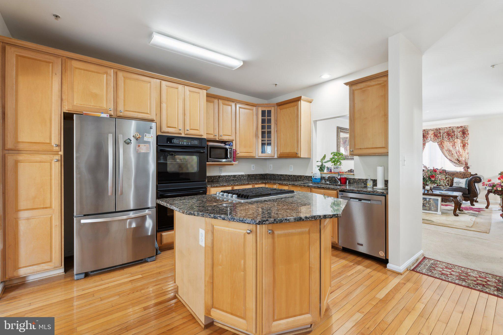 CROFTON MANOR - Residential