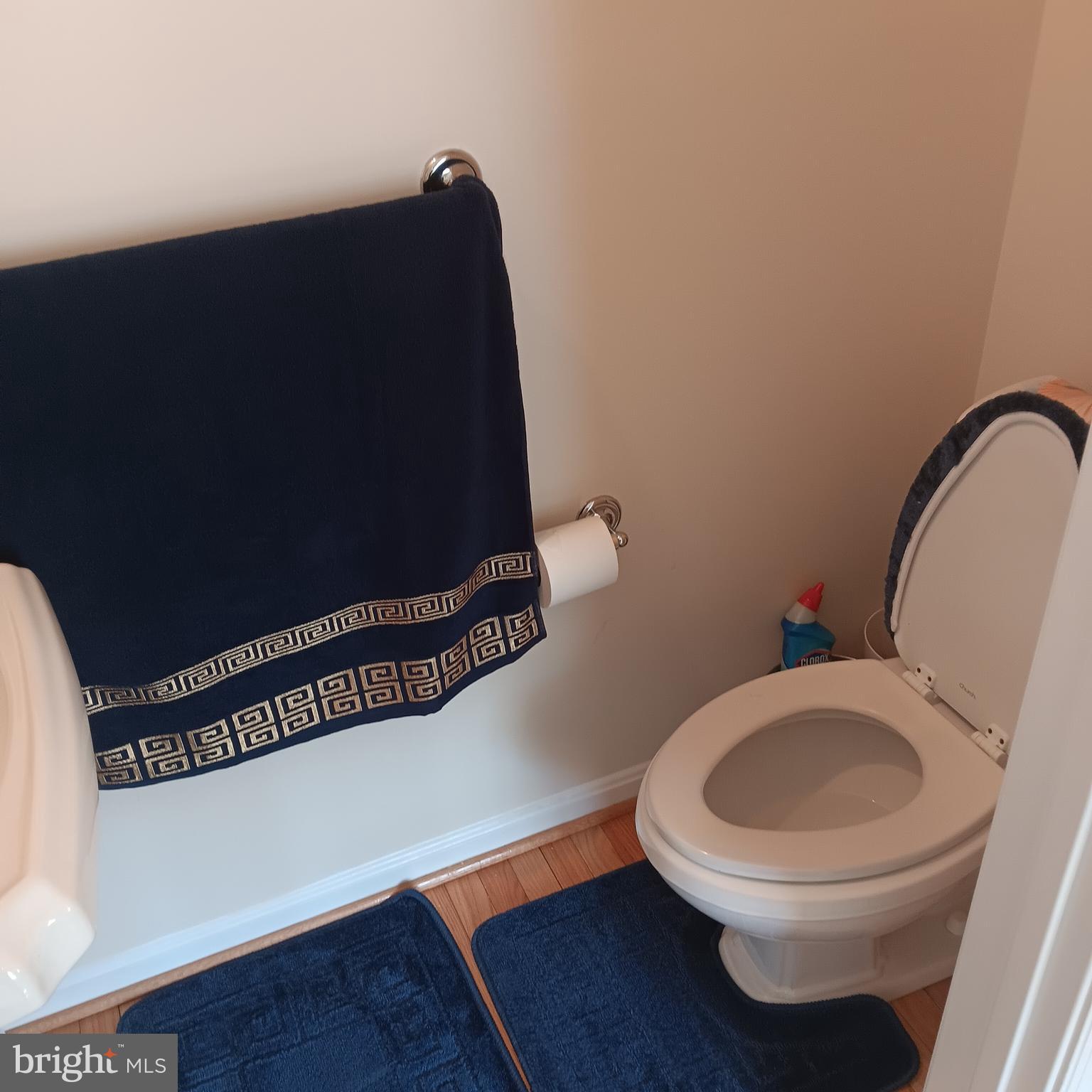 CROFTON MANOR - Residential