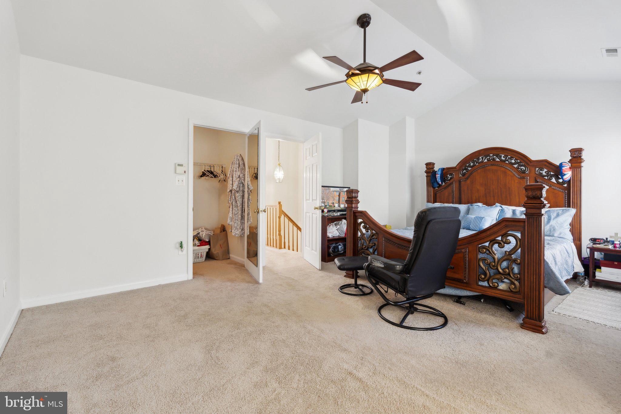 CROFTON MANOR - Residential