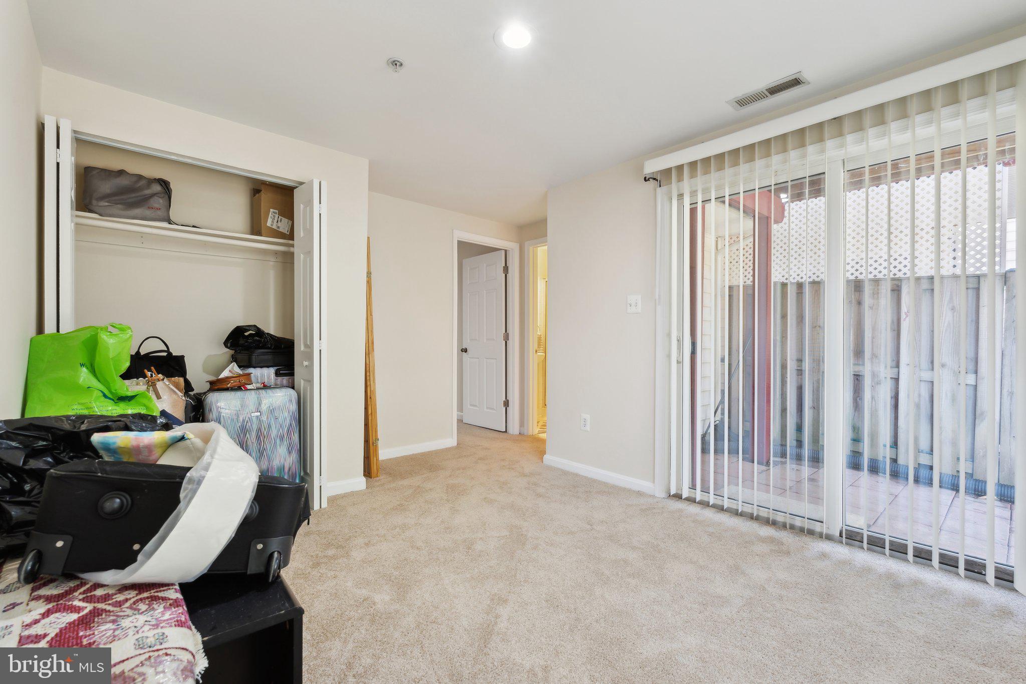 CROFTON MANOR - Residential