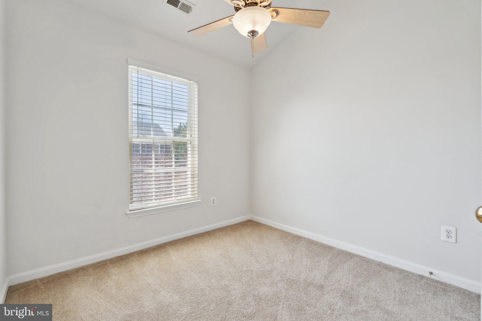 CROFTON MANOR - Residential