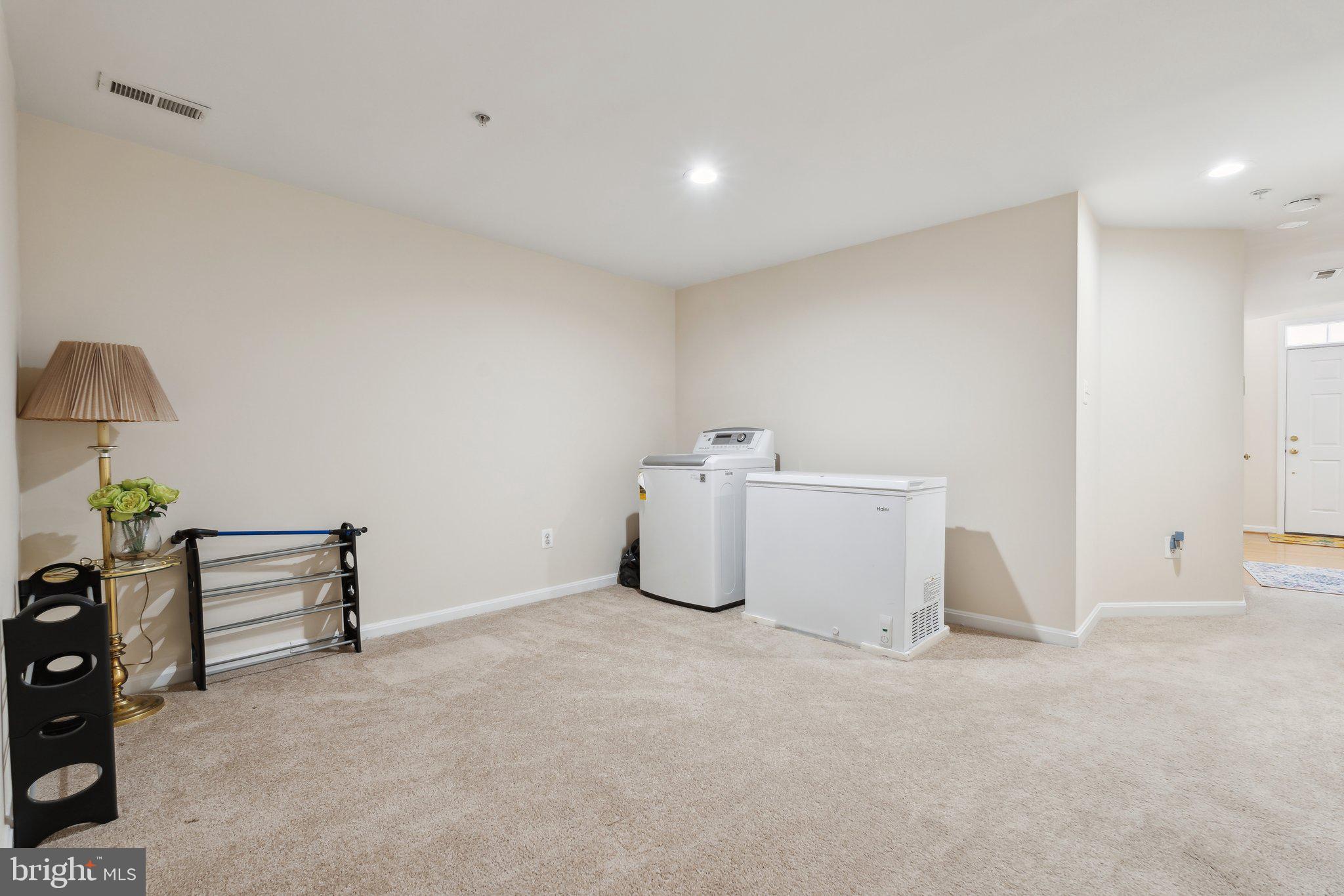 CROFTON MANOR - Residential