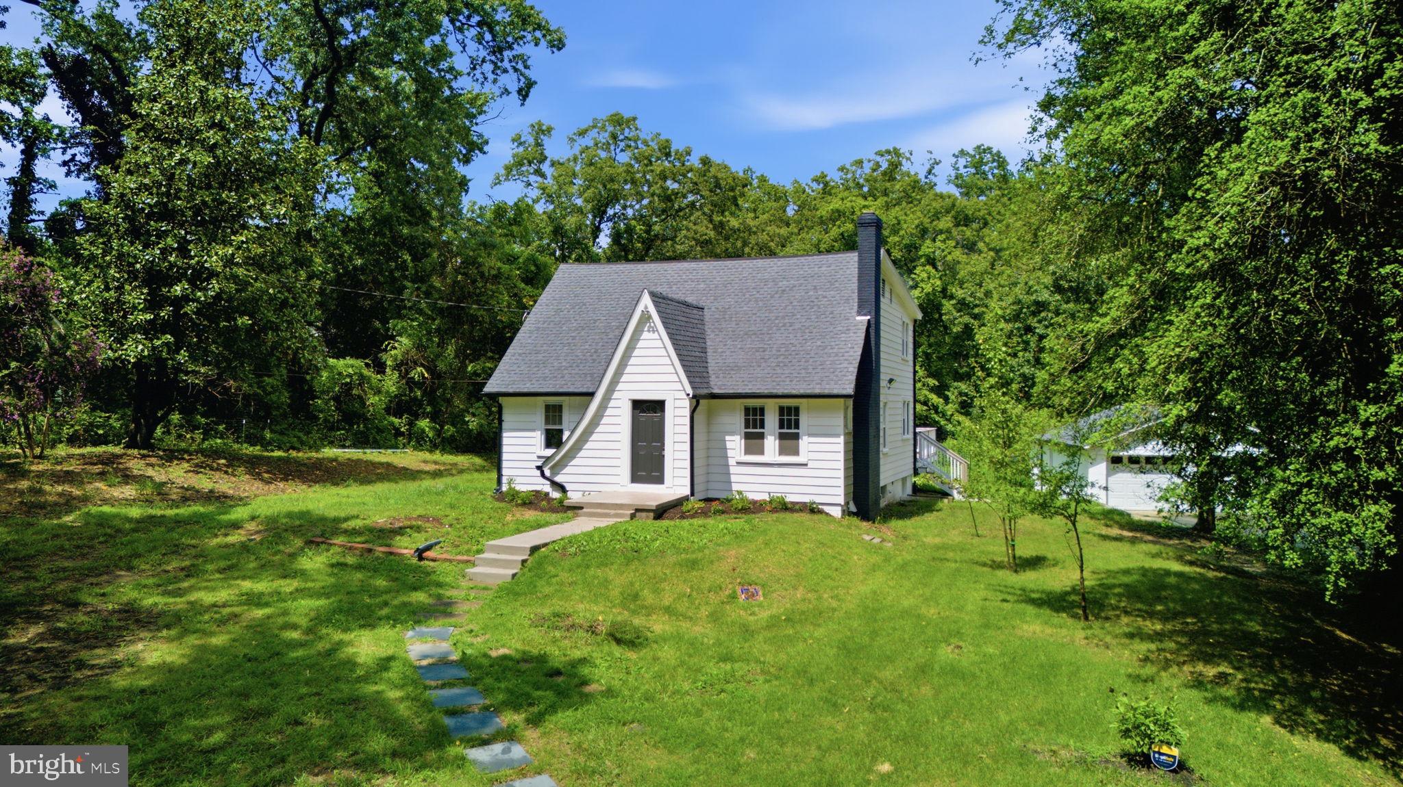 3412 OAKLAWN ROAD