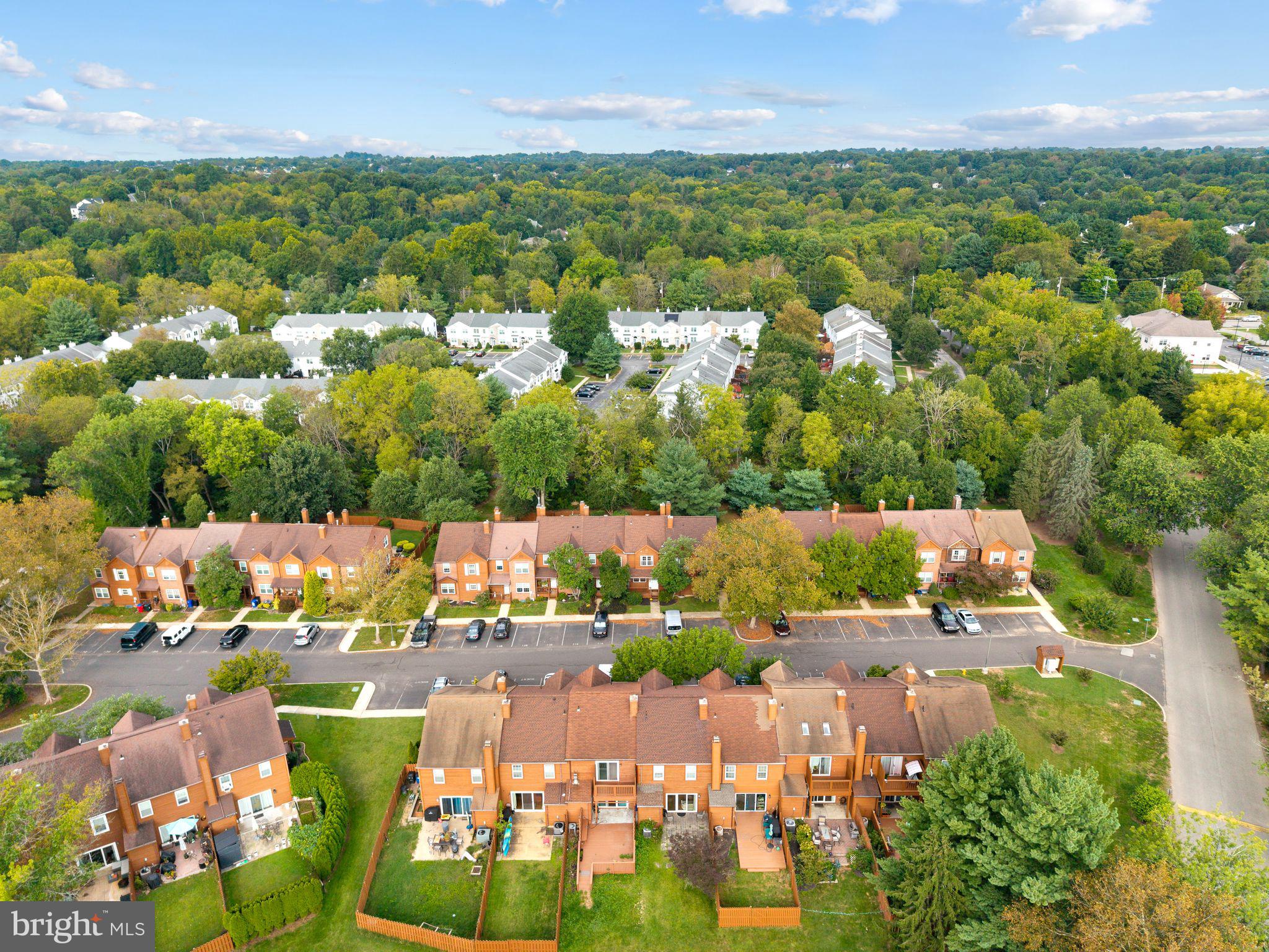 112 IRON BARK COURT