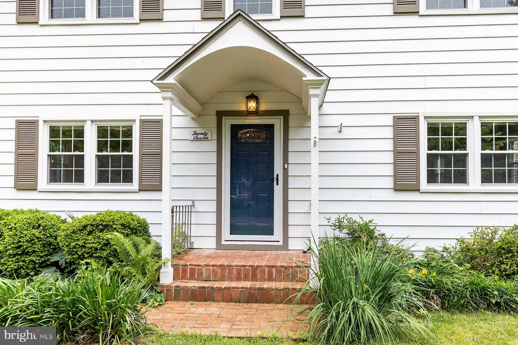 27 CASCADE ROAD
