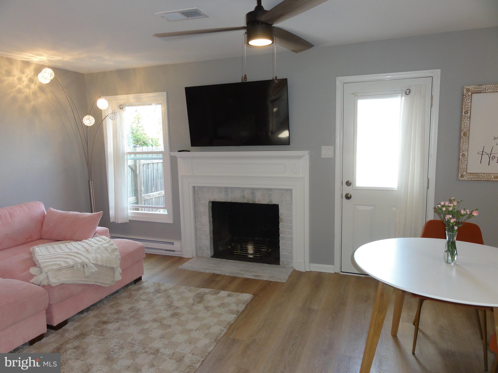 ROCK SPRING - Residential