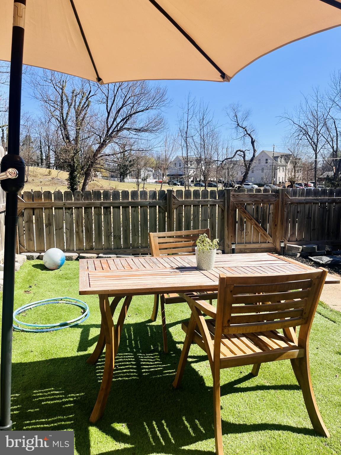 ROCK SPRING - Residential