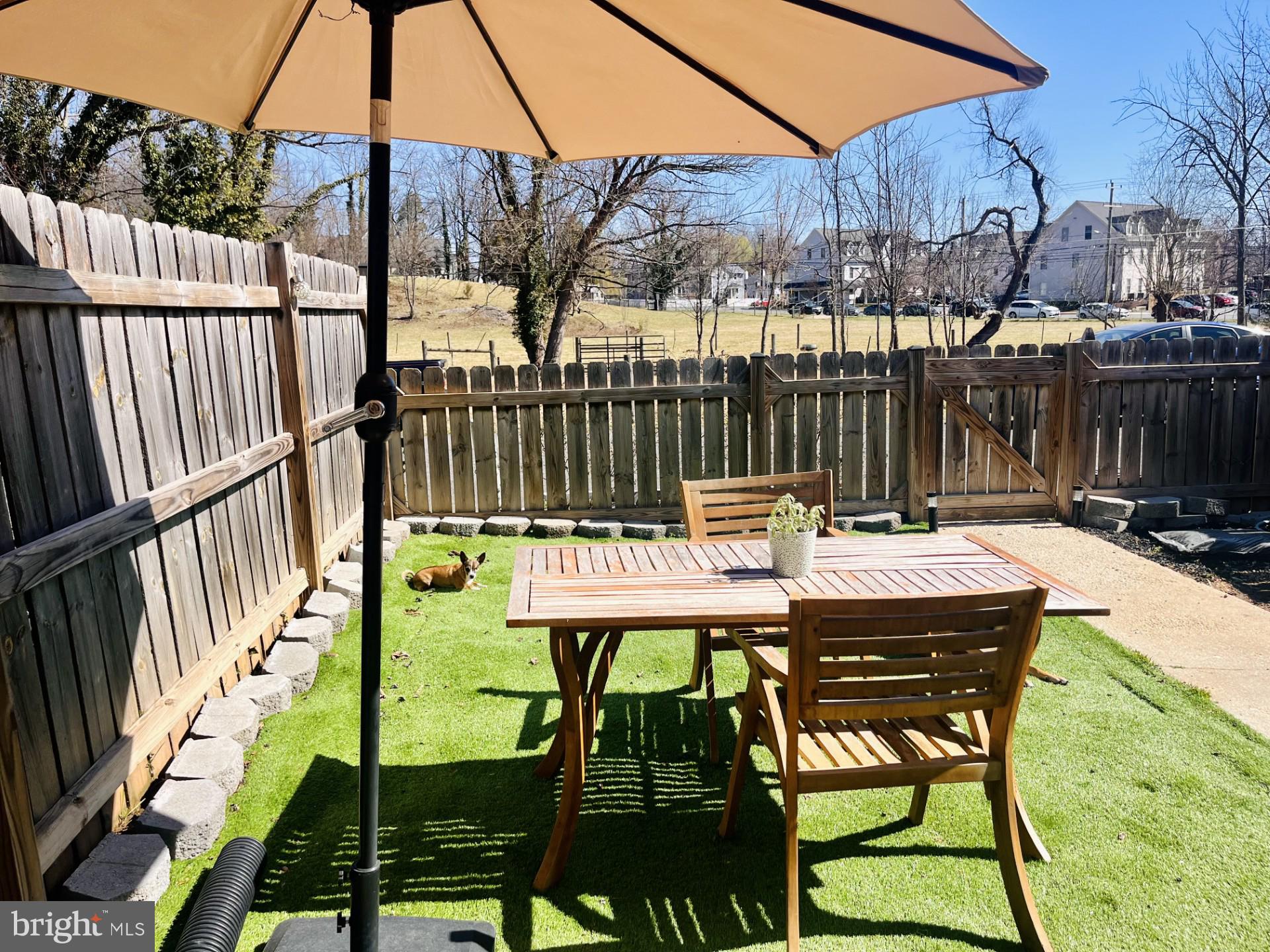 ROCK SPRING - Residential