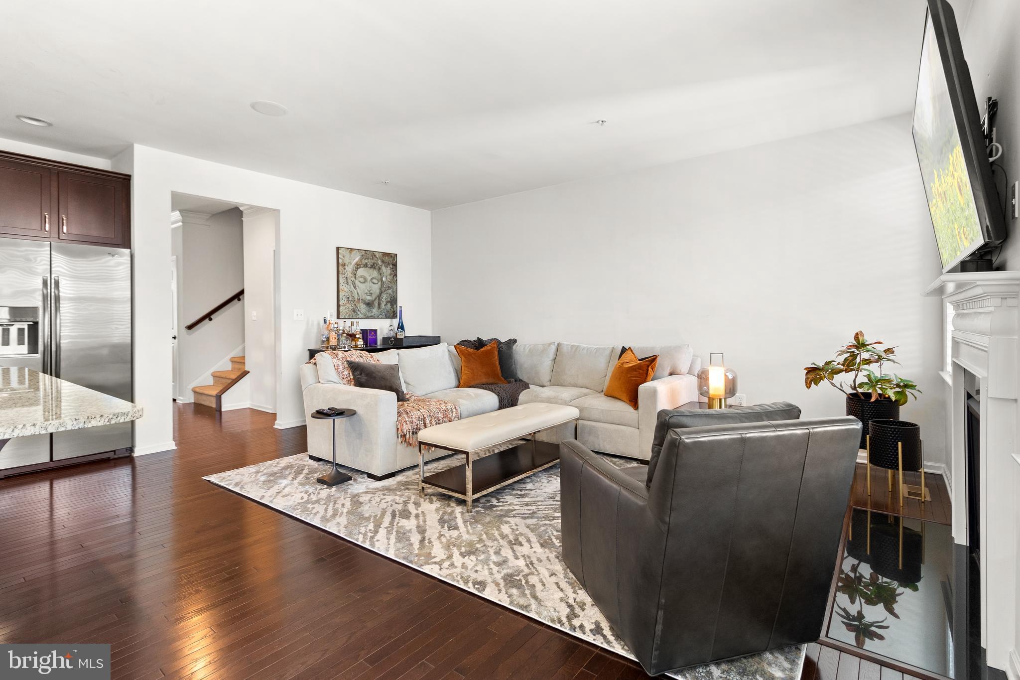 MARLBORO RIDGE - Residential