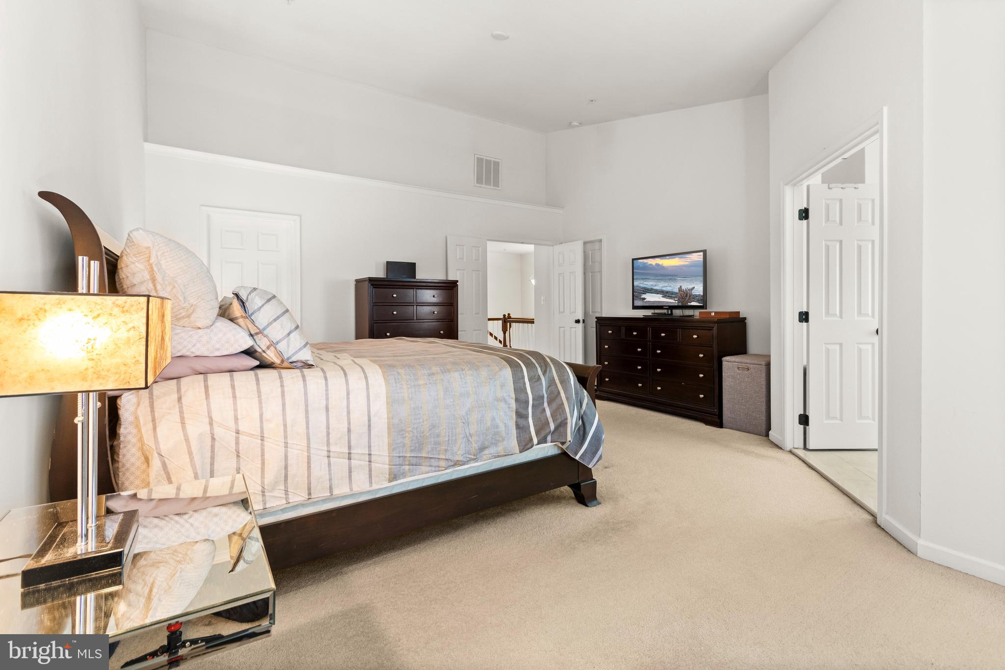 MARLBORO RIDGE - Residential