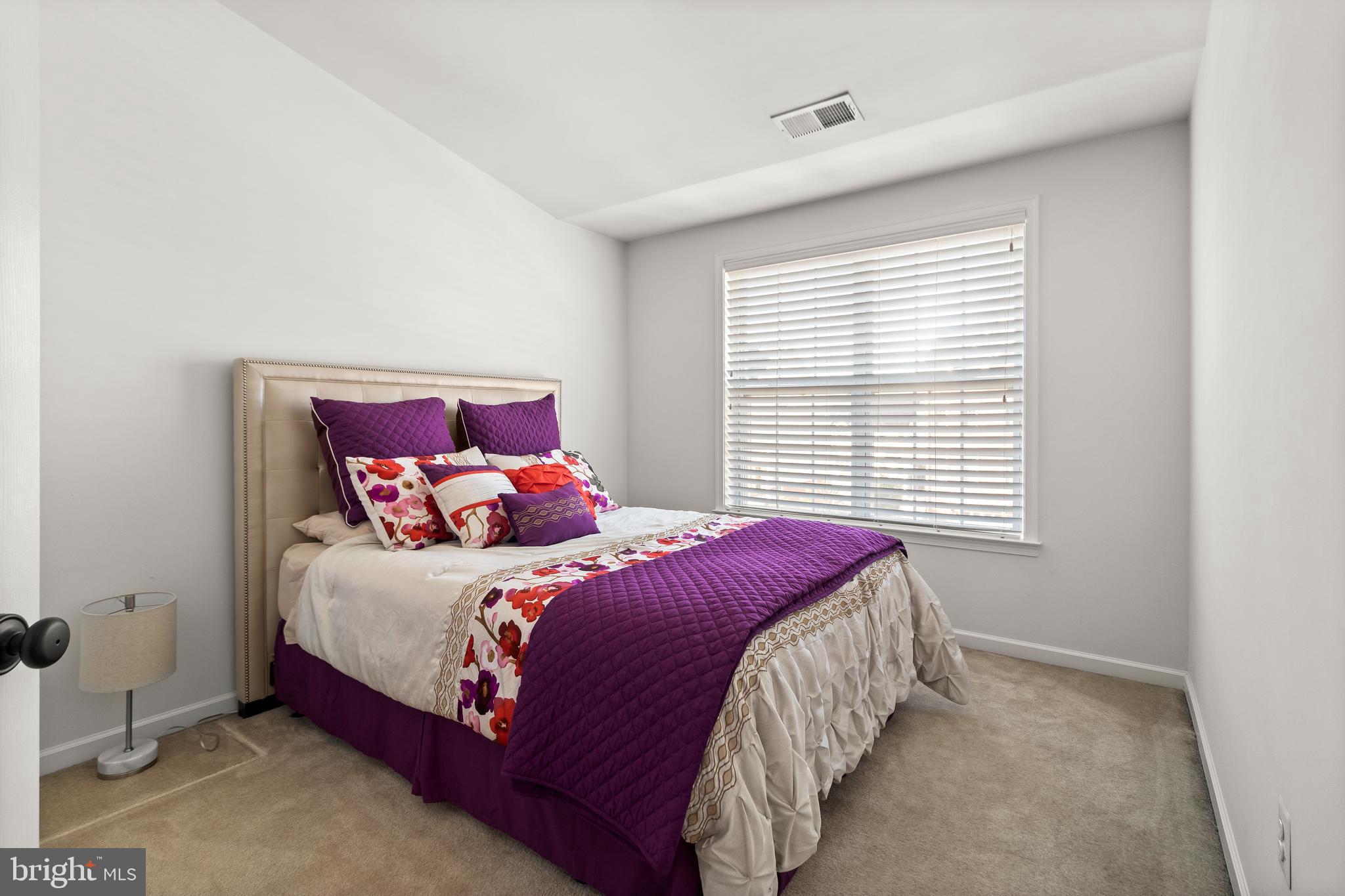 MARLBORO RIDGE - Residential