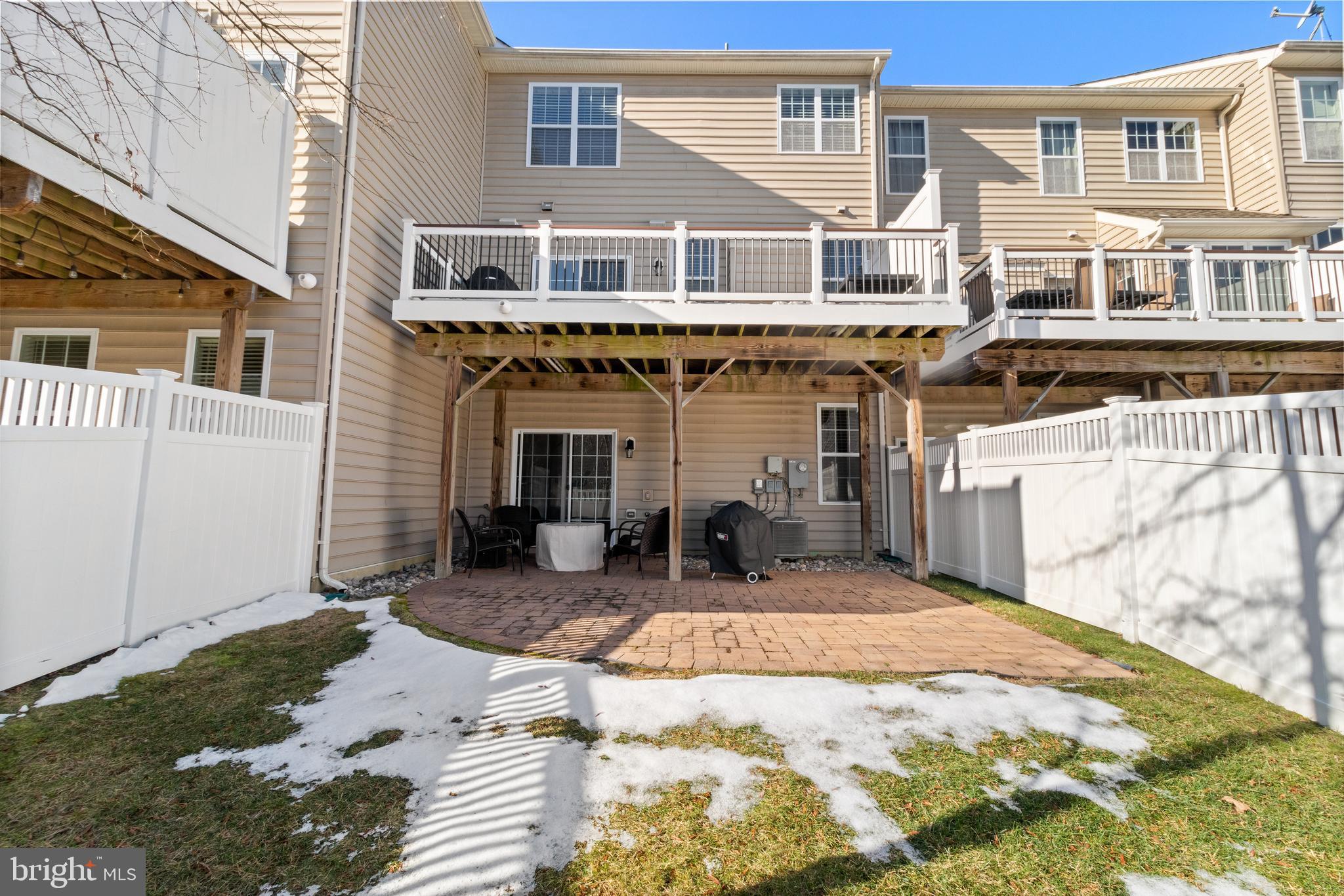 MARLBORO RIDGE - Residential