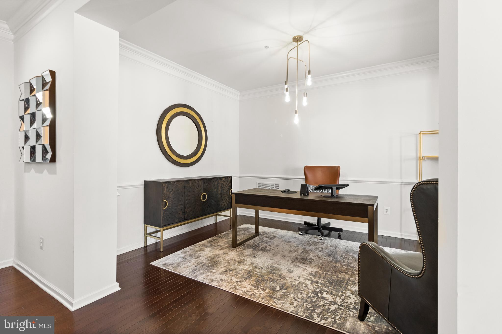 MARLBORO RIDGE - Residential