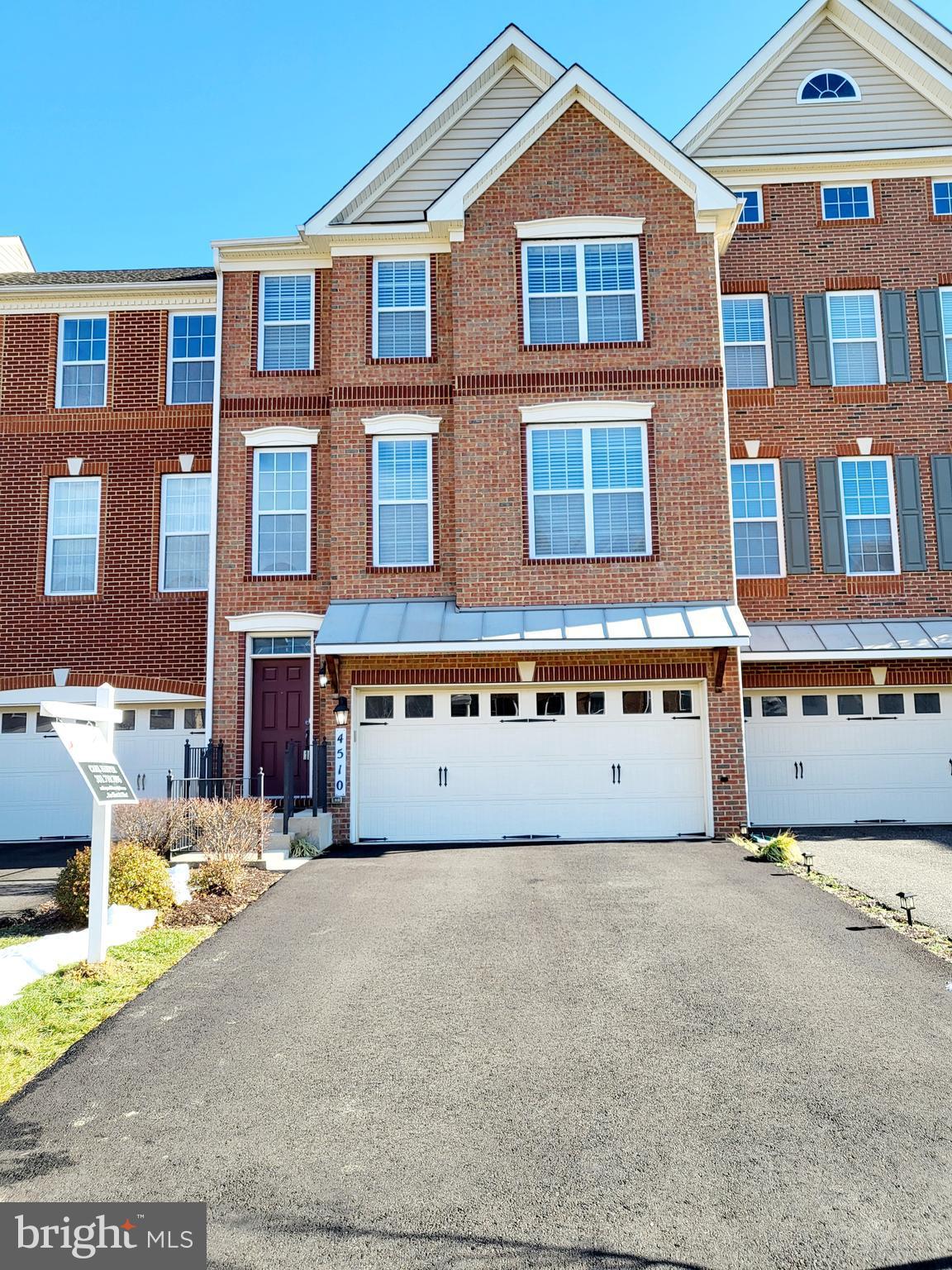 MARLBORO RIDGE - Residential