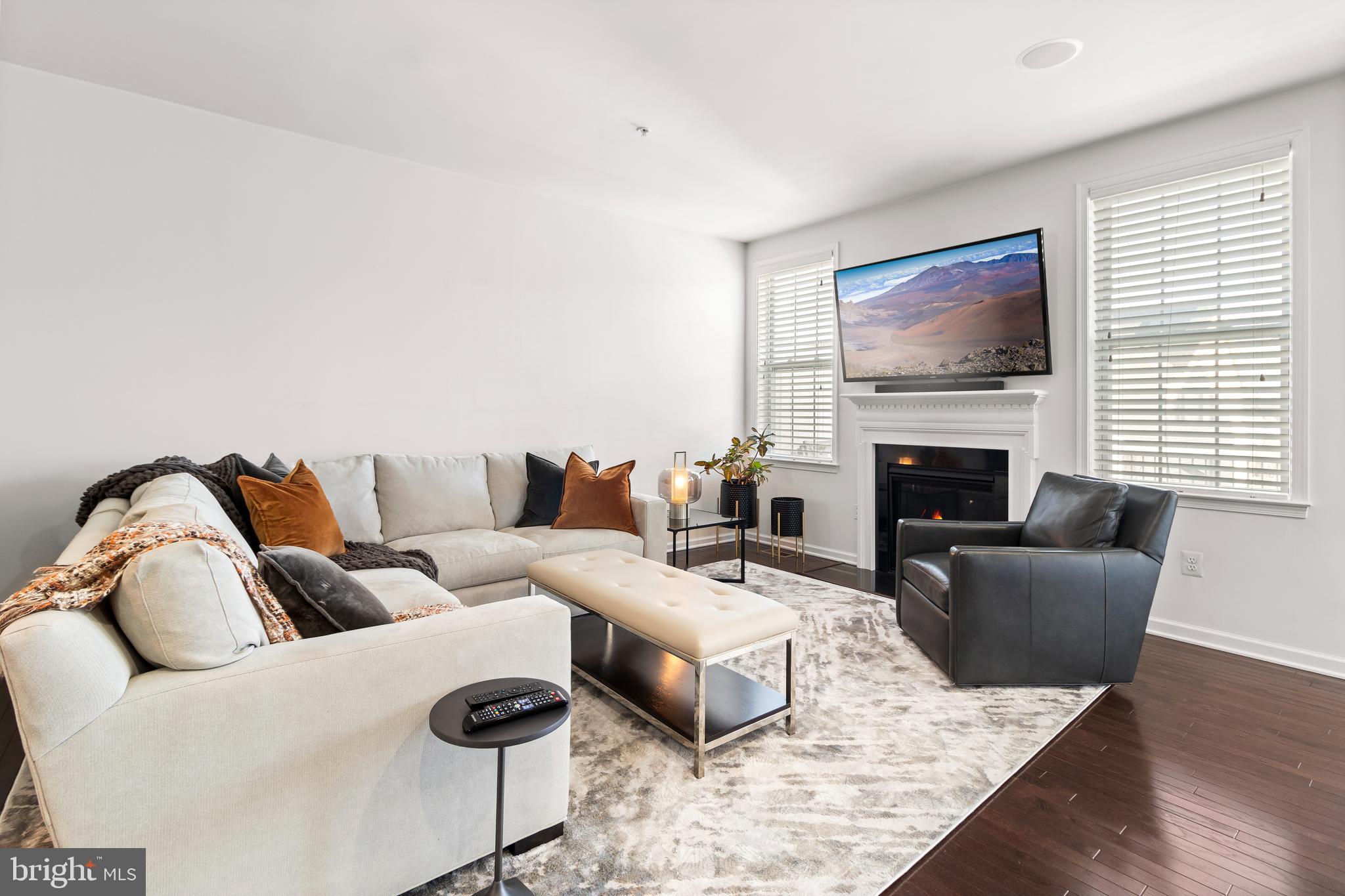 MARLBORO RIDGE - Residential