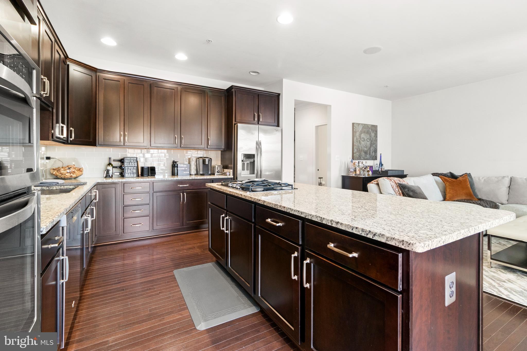 MARLBORO RIDGE - Residential