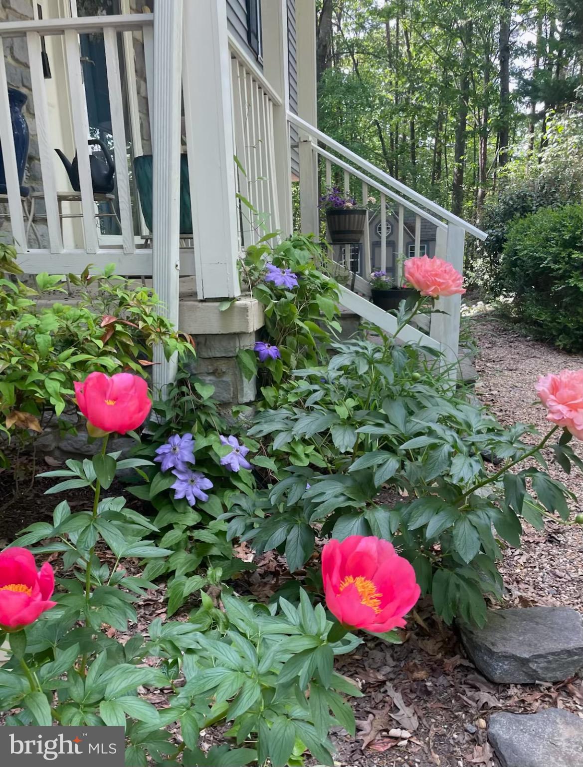 SOUTH OAKS - Residential