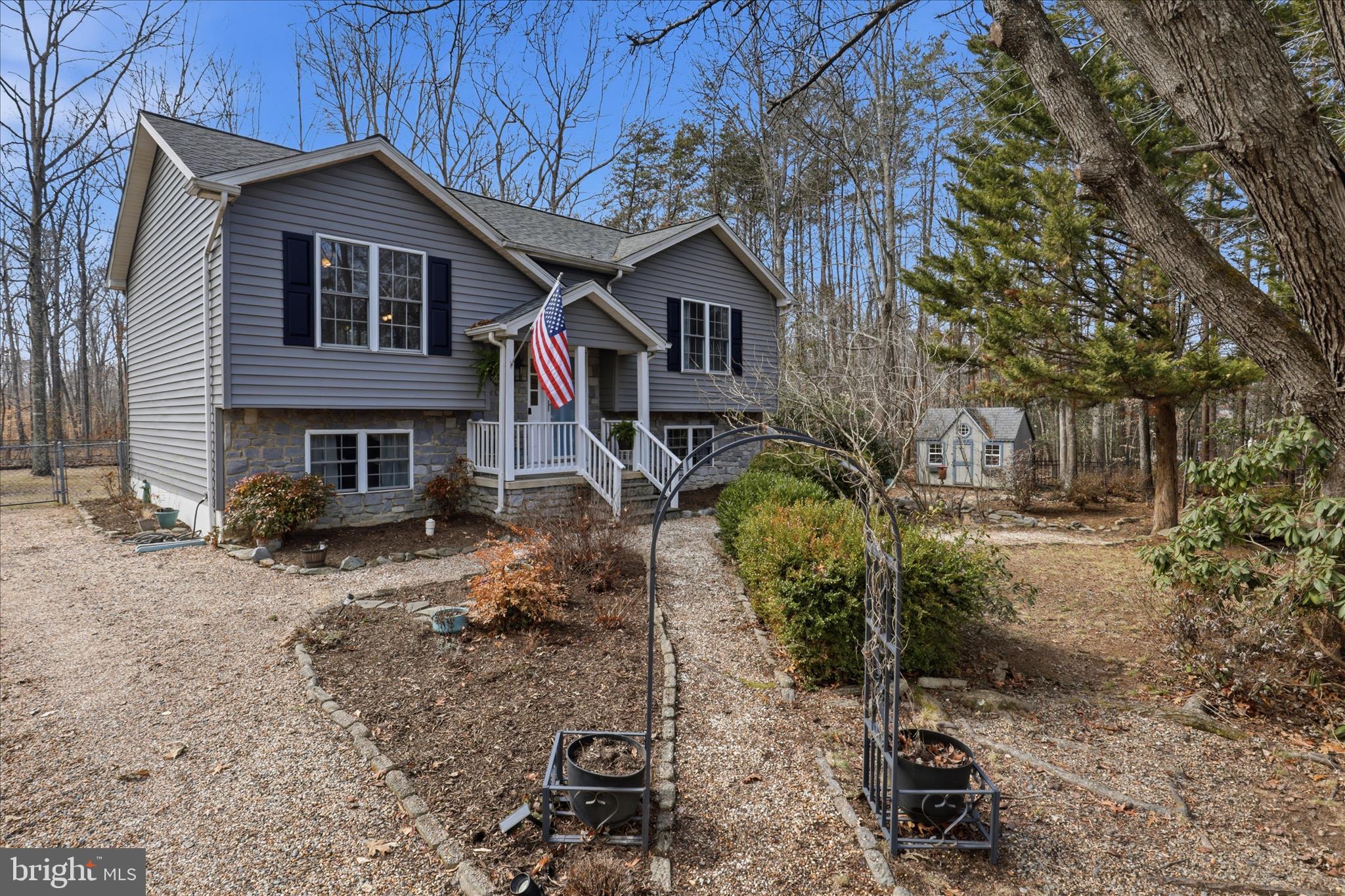 SOUTH OAKS - Residential