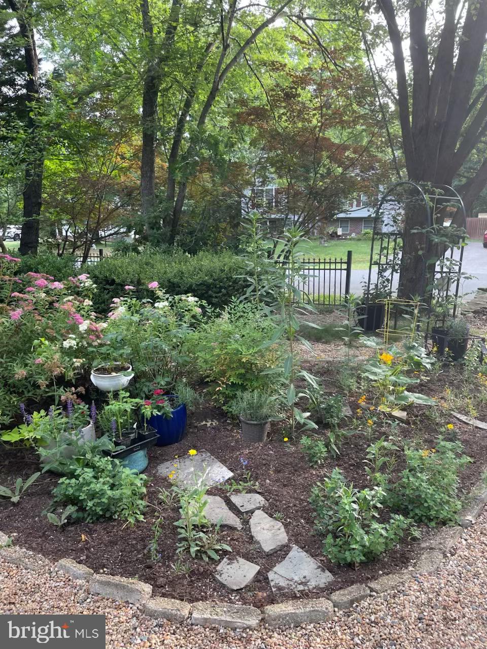 SOUTH OAKS - Residential