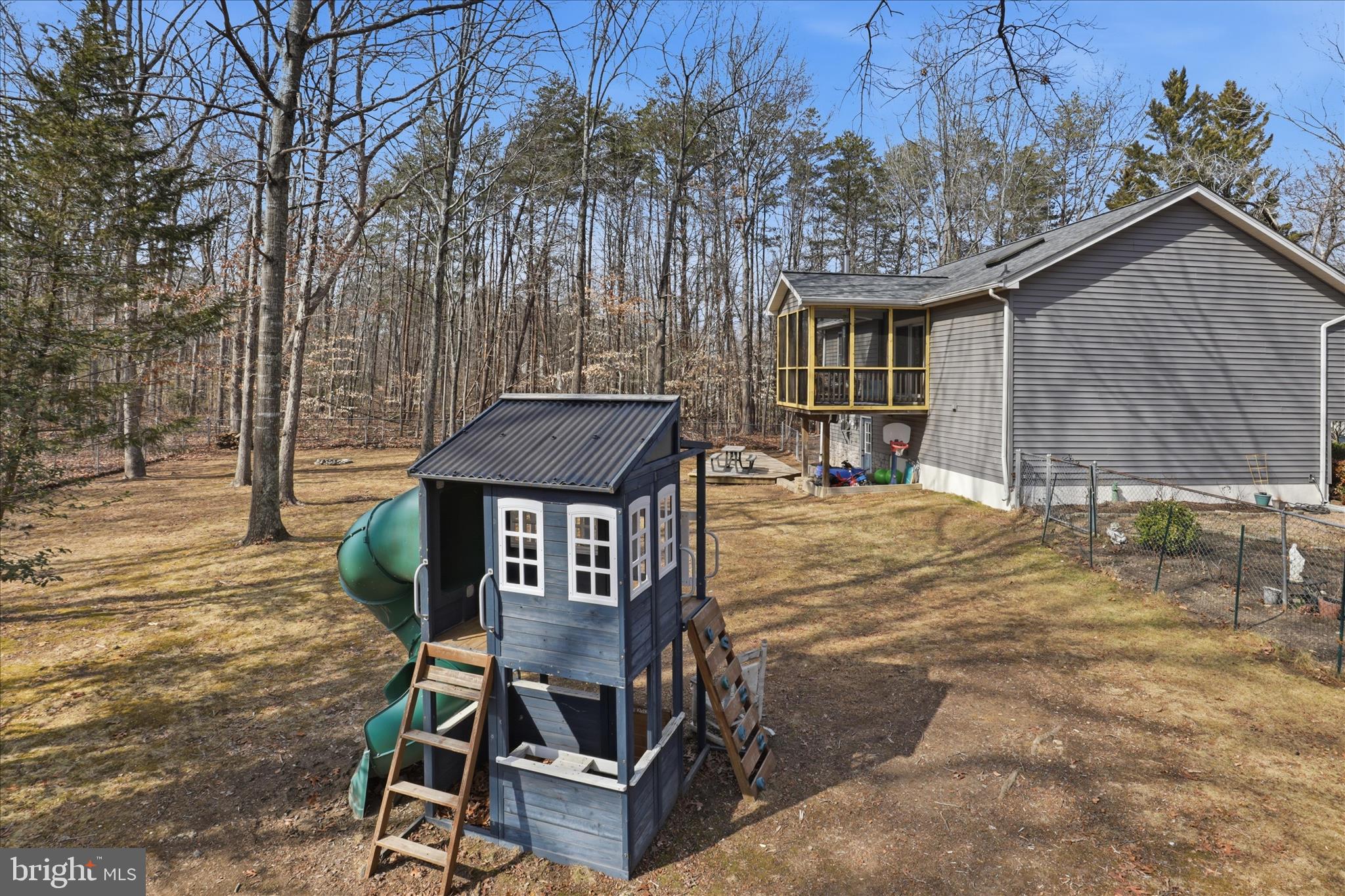 SOUTH OAKS - Residential