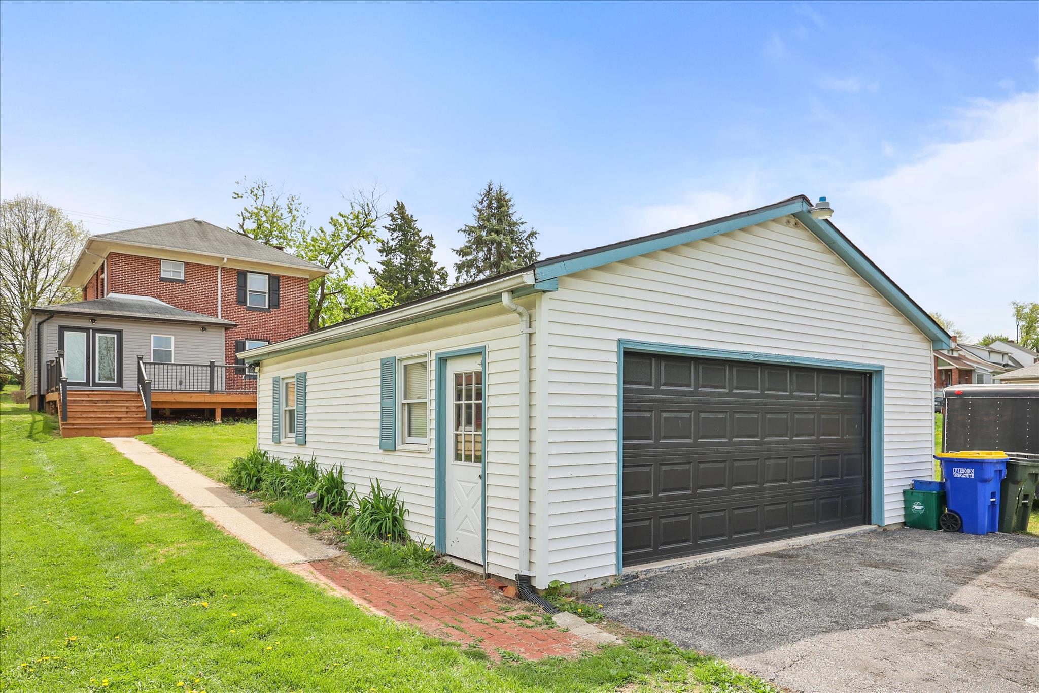 WEST MANCHESTER TWP - Residential