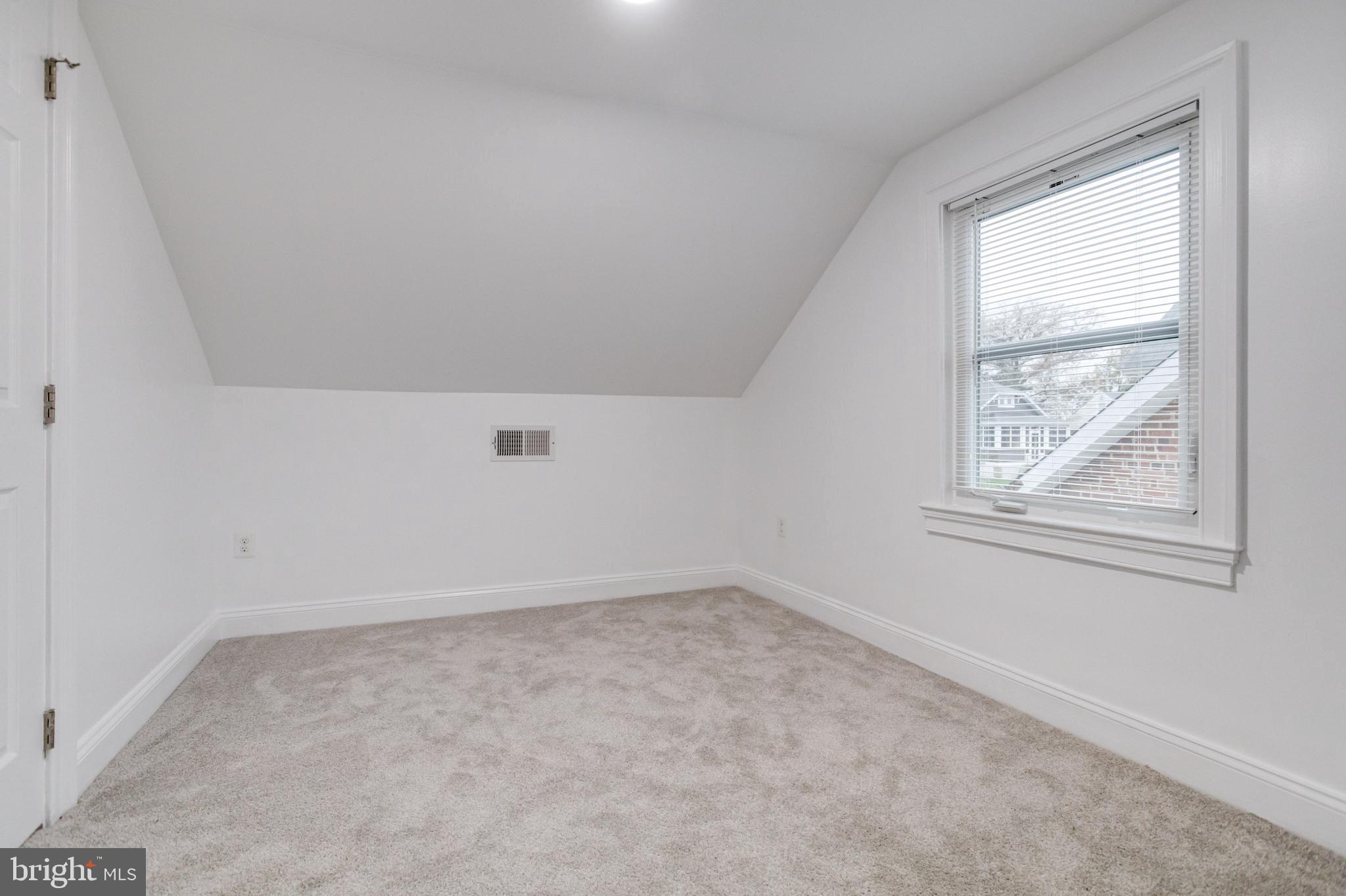 HILLTOP - Residential