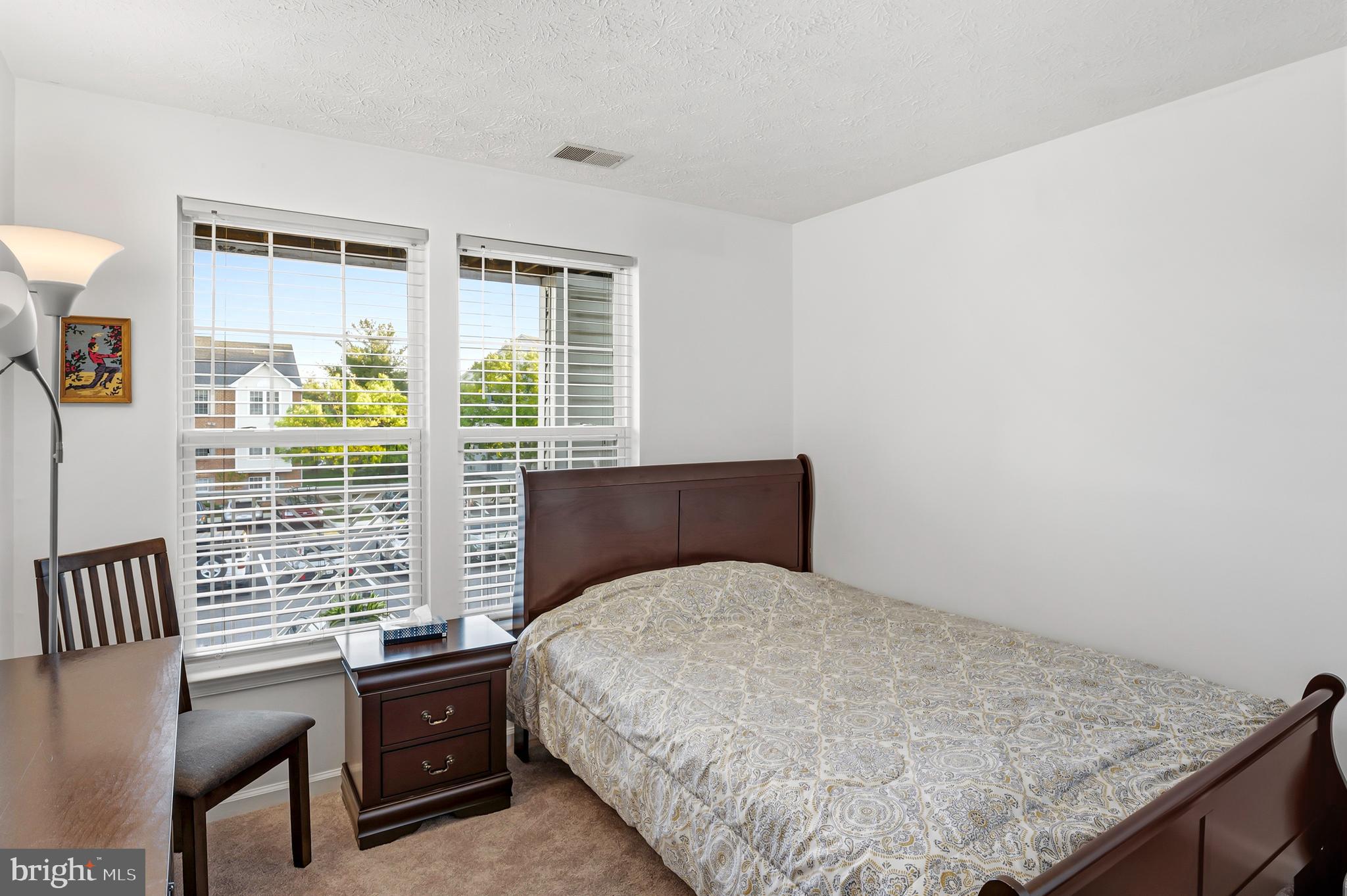 CHESTNUT GABLE - Residential