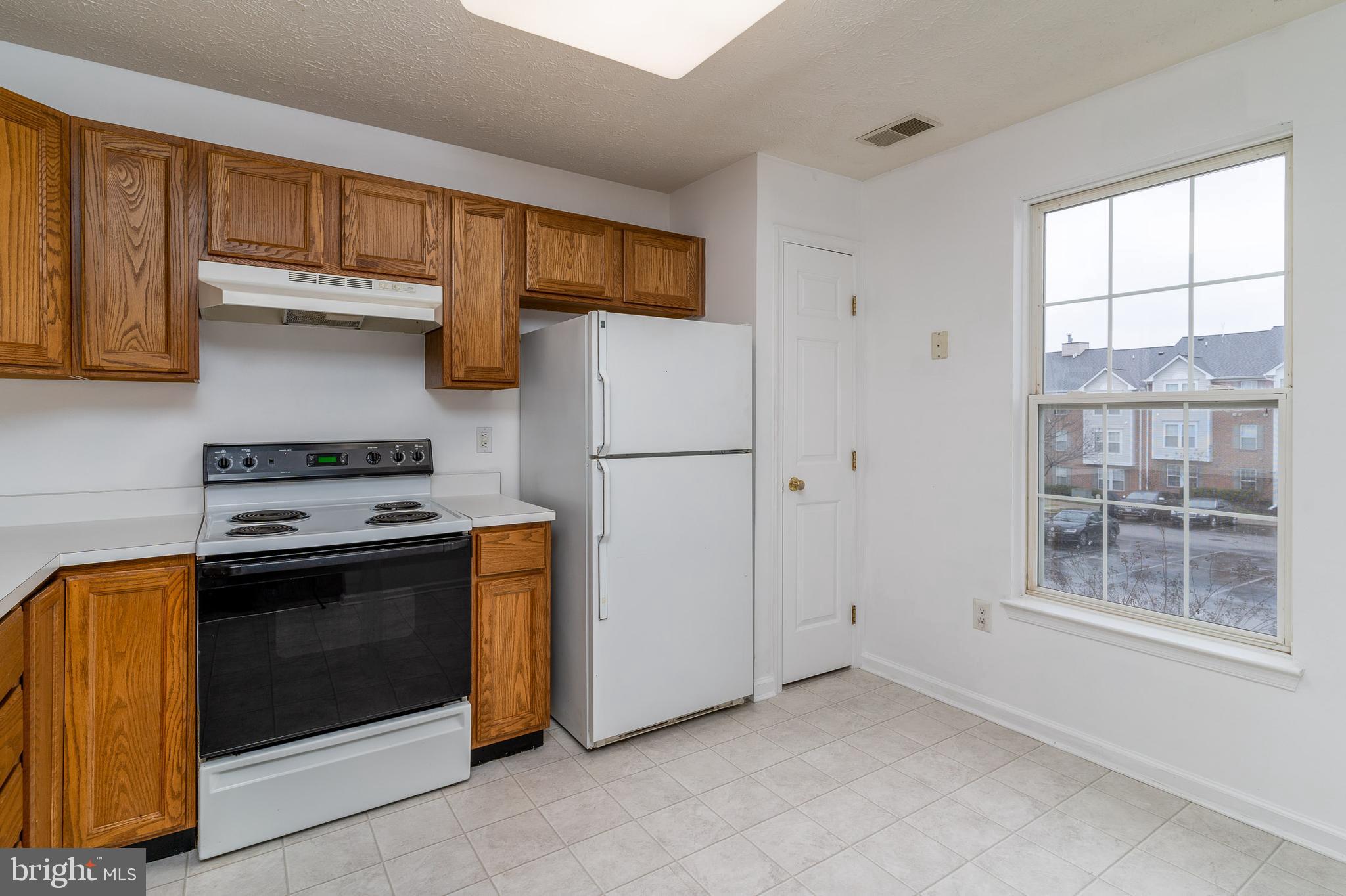 CHESTNUT GABLE - Residential