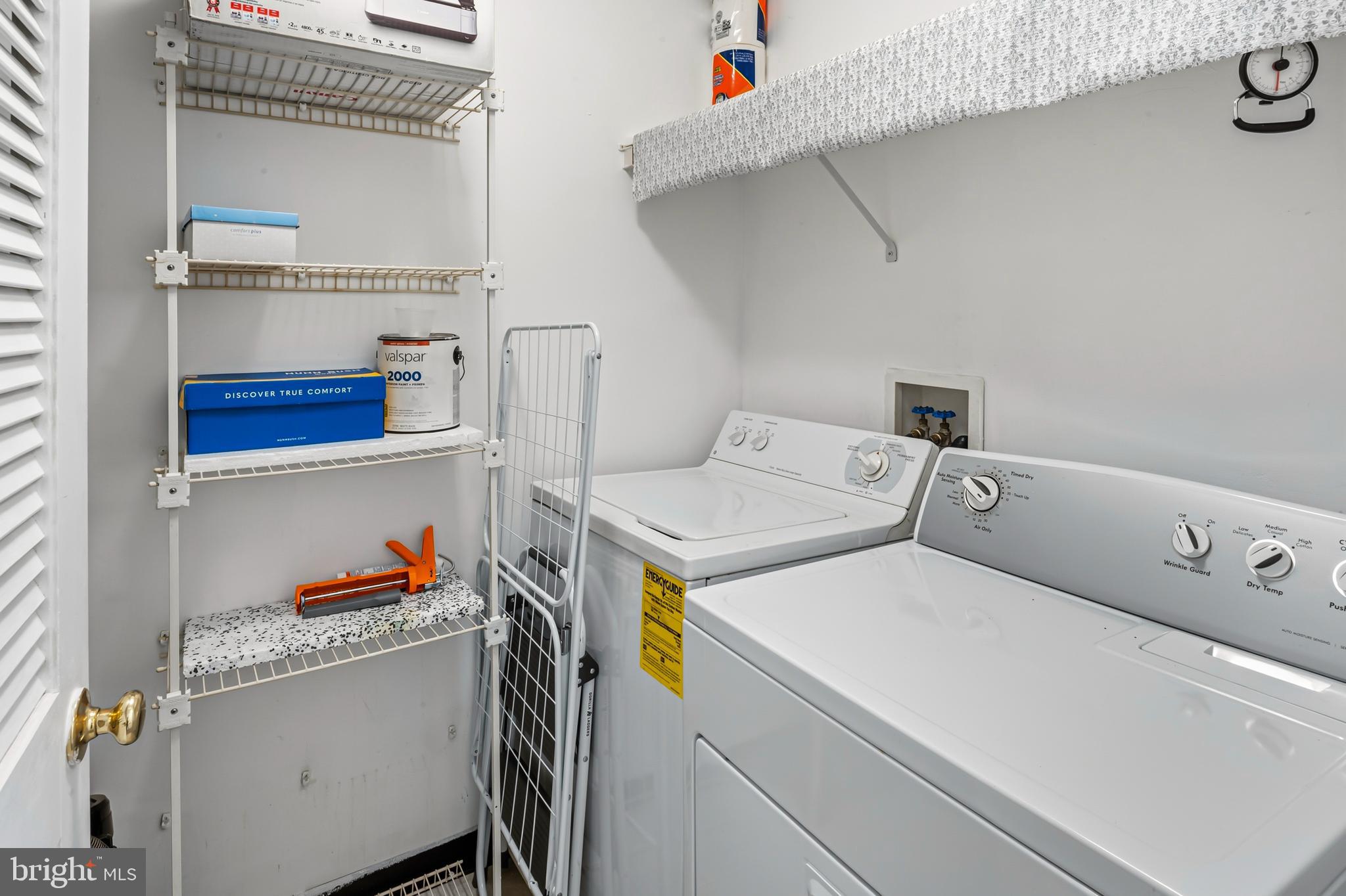 CHESTNUT GABLE - Residential