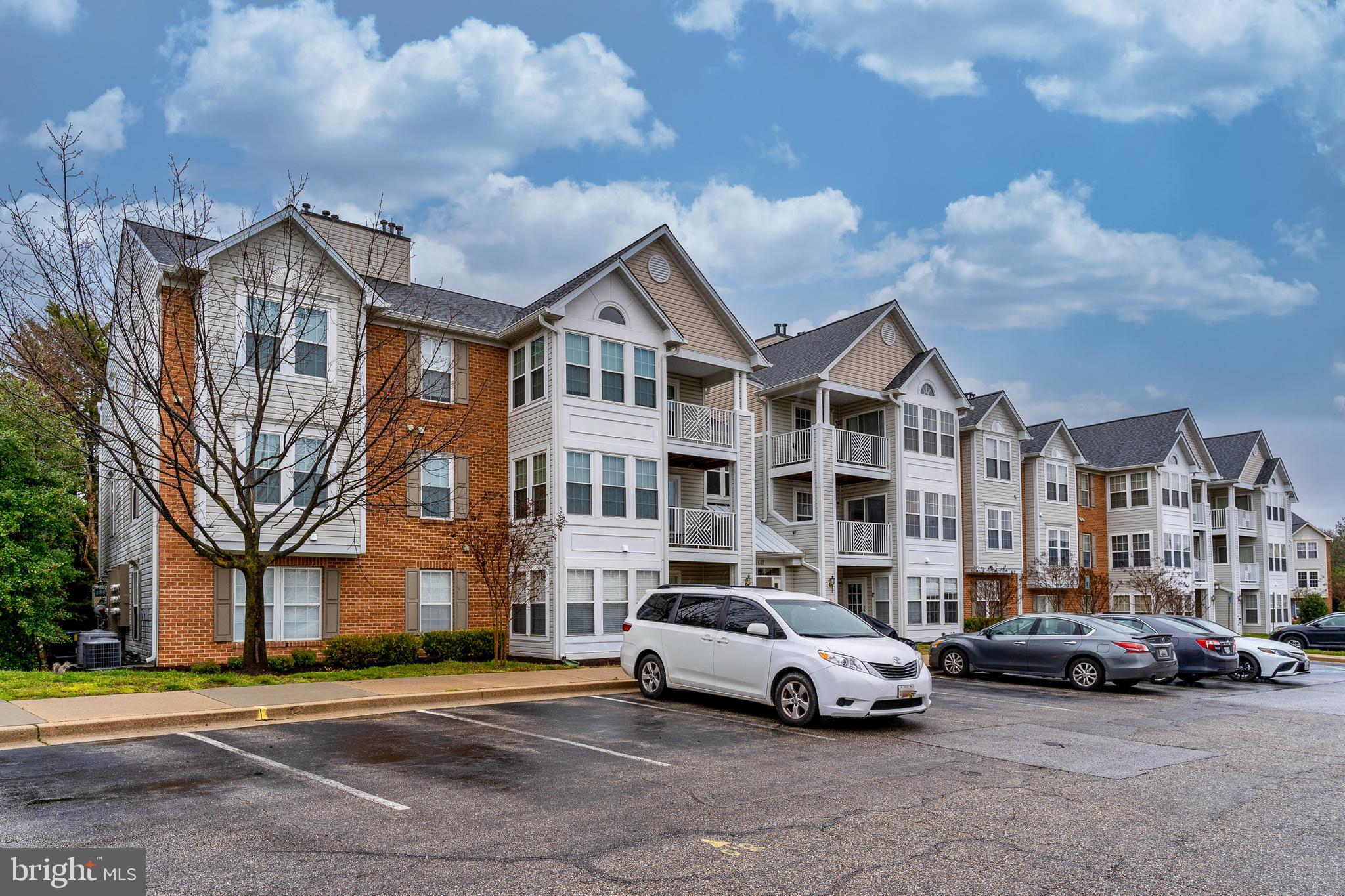 CHESTNUT GABLE - Residential