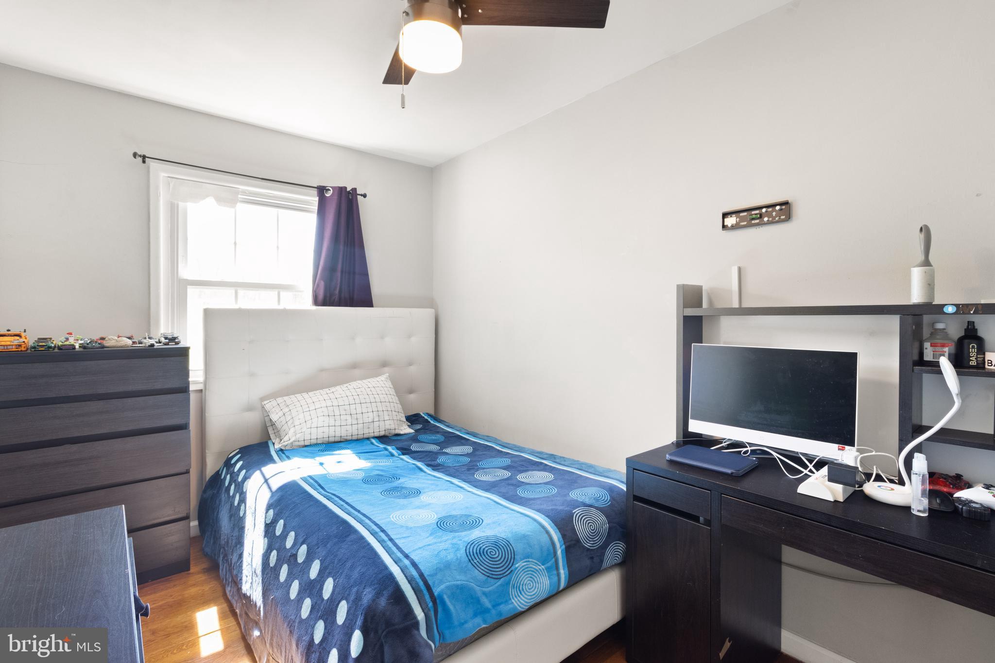 DALE CITY - Residential