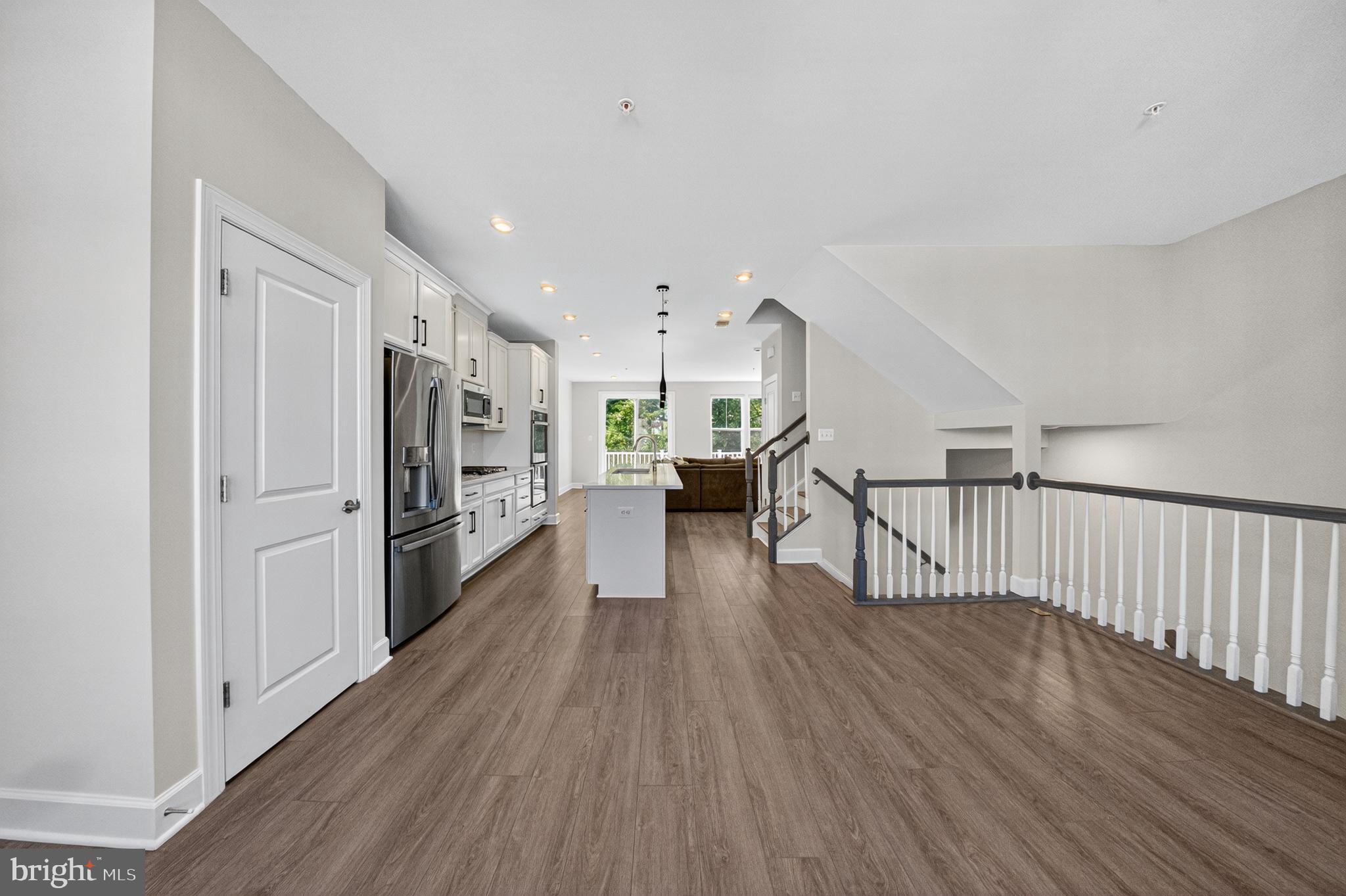 GATEWAY WEST - Residential Lease