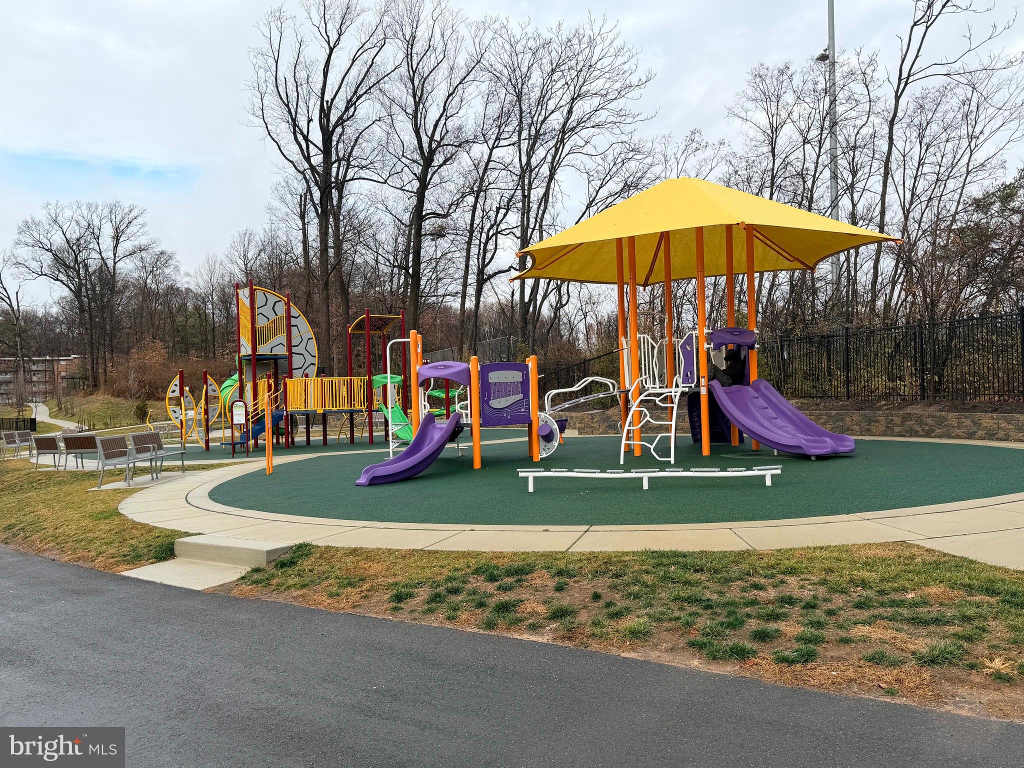 GATEWAY WEST - Residential Lease